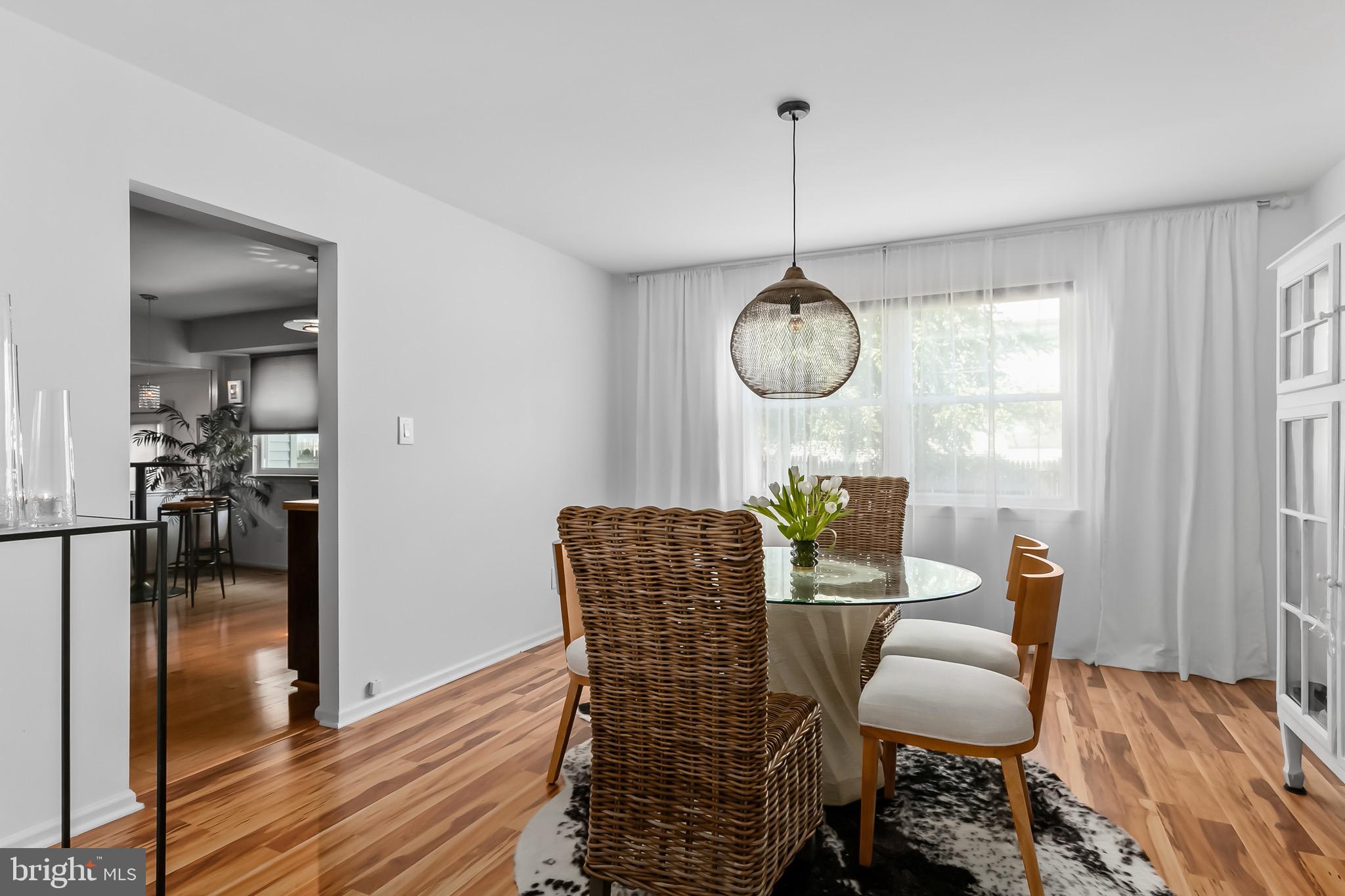 18 Midwood ROAD