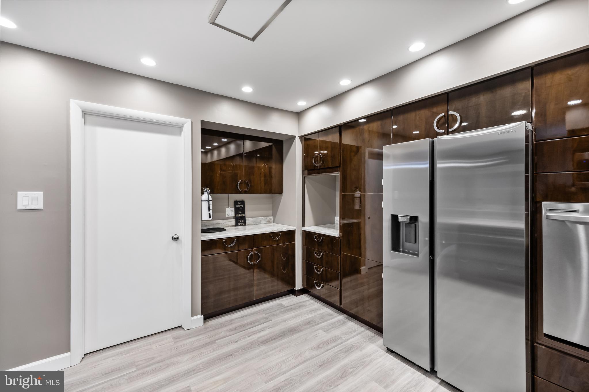 36 Bretshire COURT