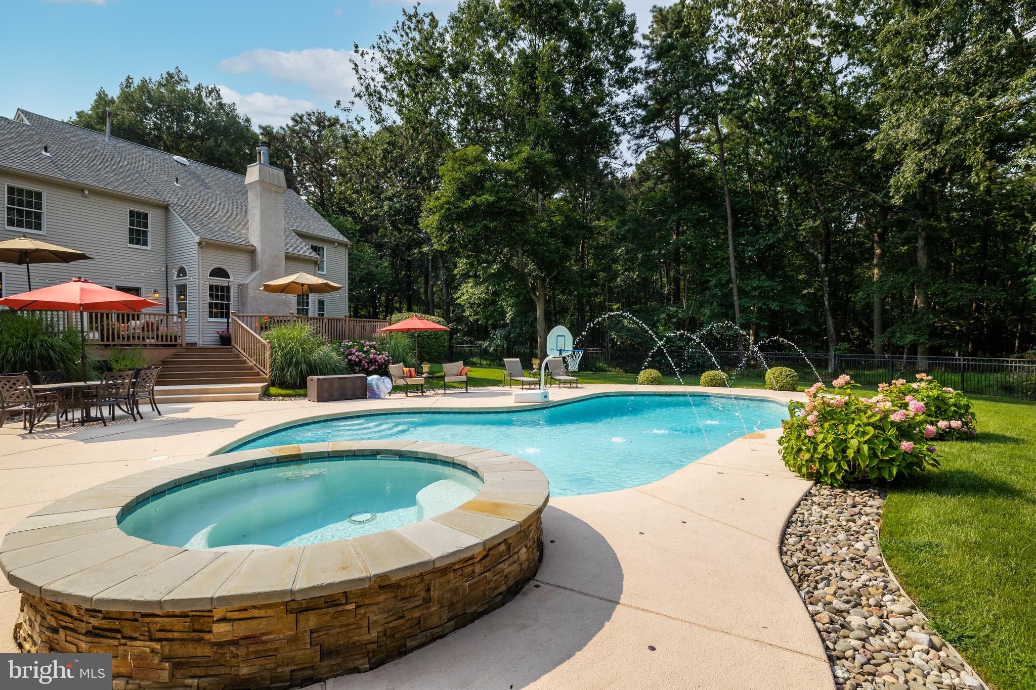 24 Crested Butte COURT