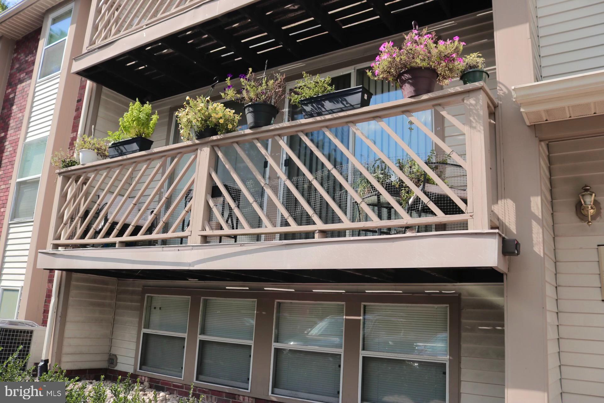 5 Teaberry COURT