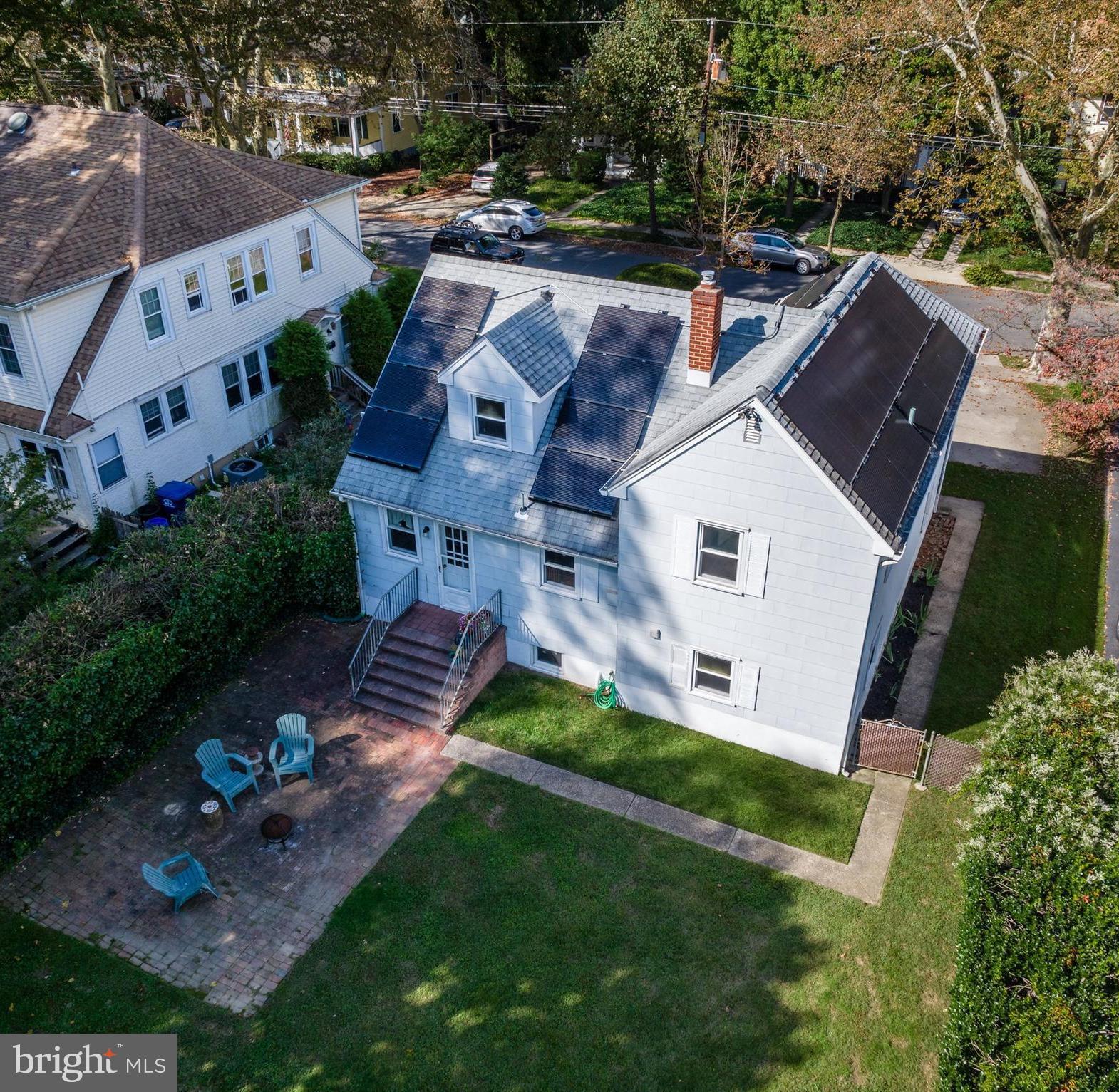 410 W 3RD STREET