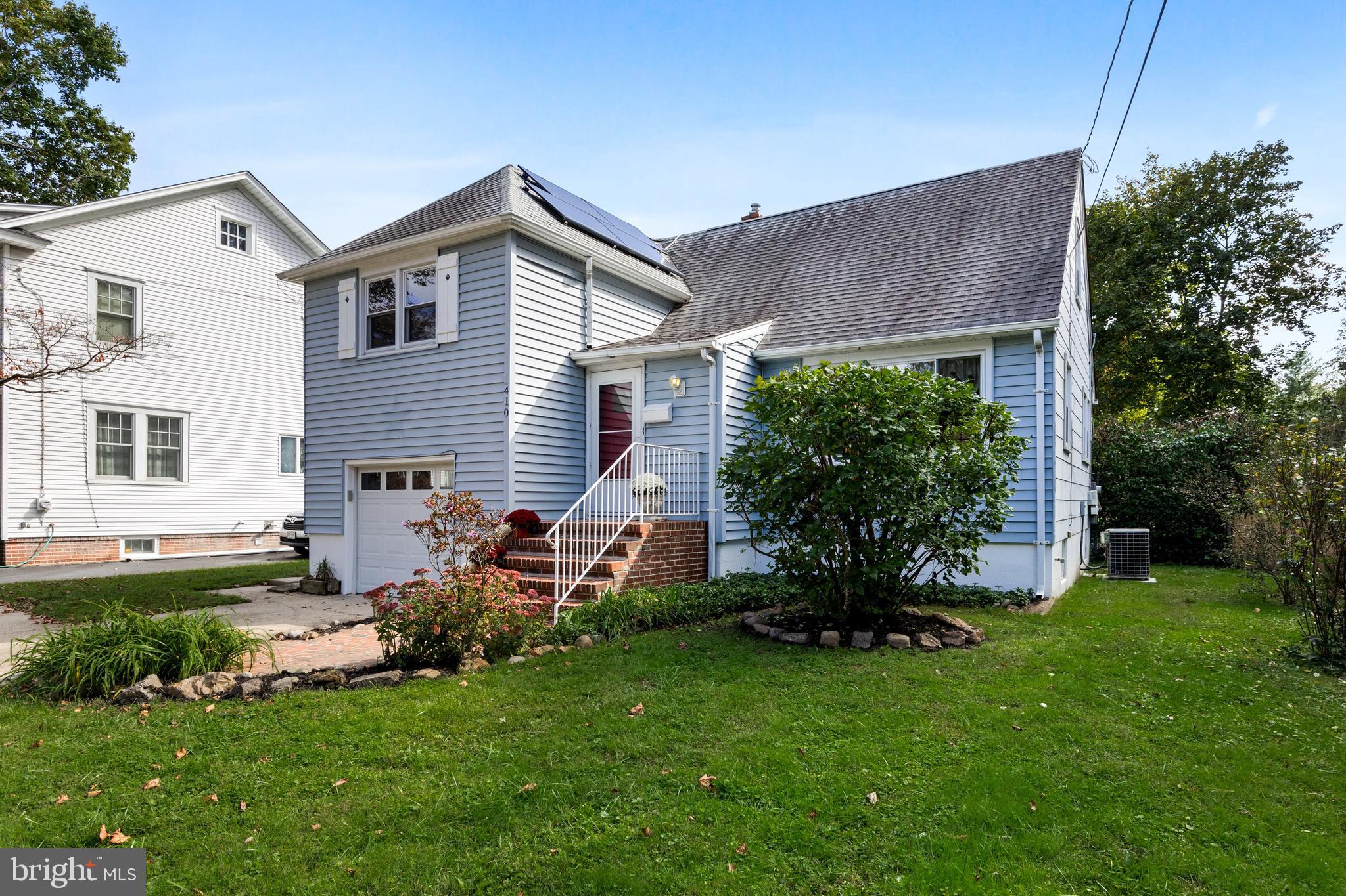 410 W 3RD STREET