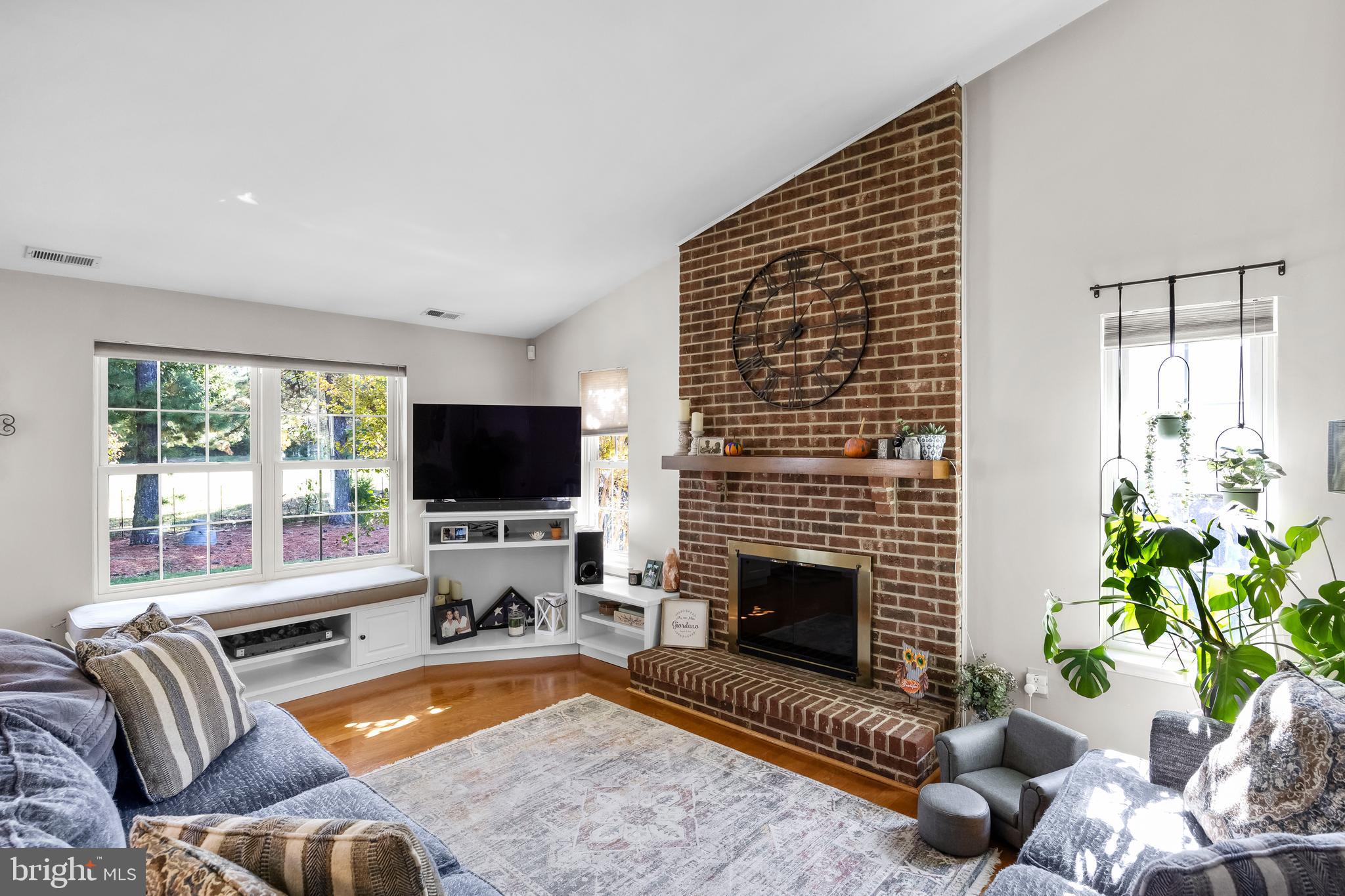 4 Whitemarsh COURT