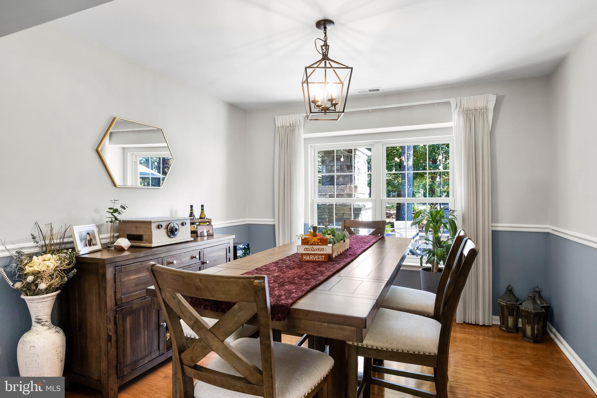 4 Whitemarsh COURT