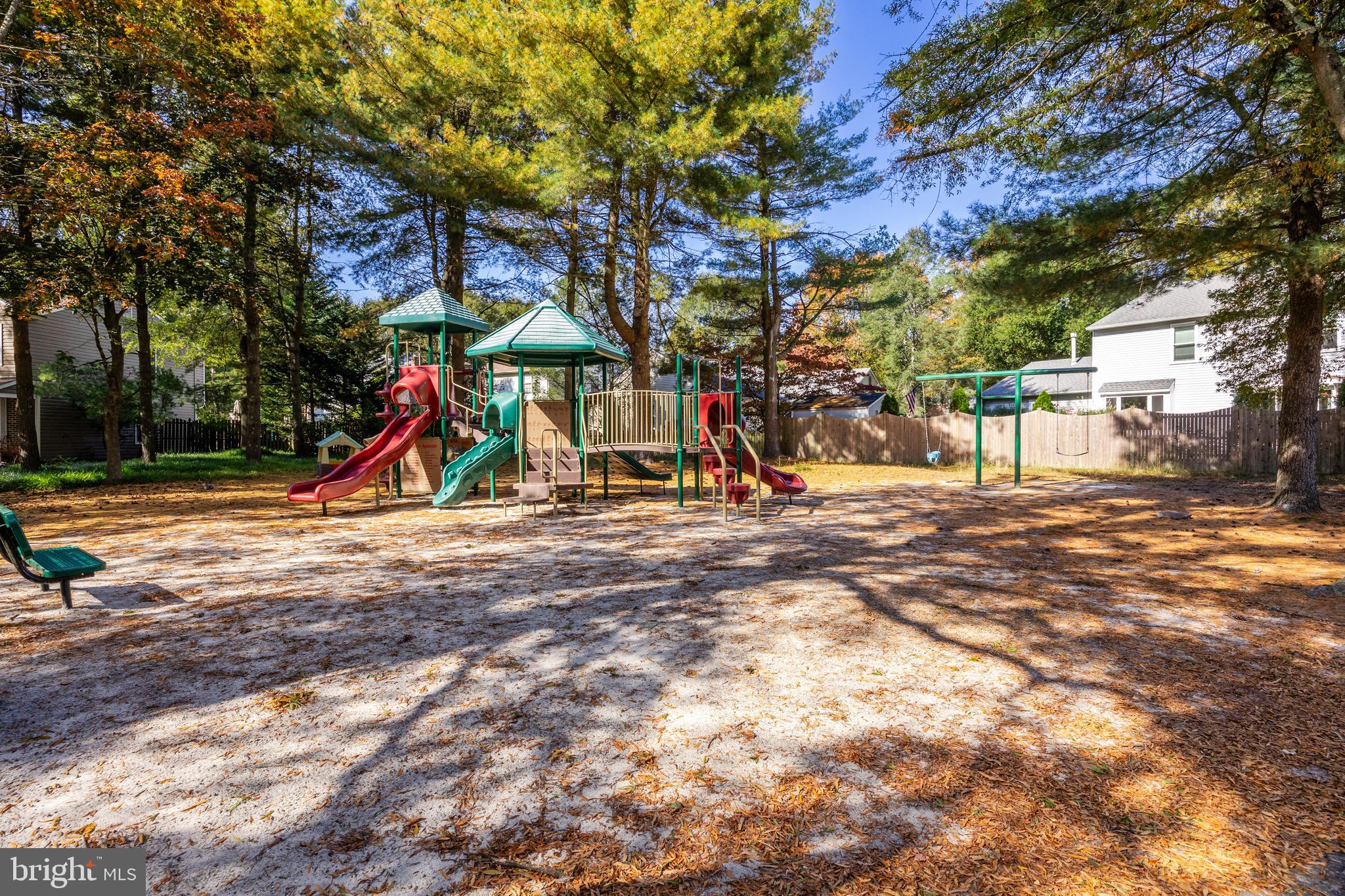 4 Whitemarsh COURT