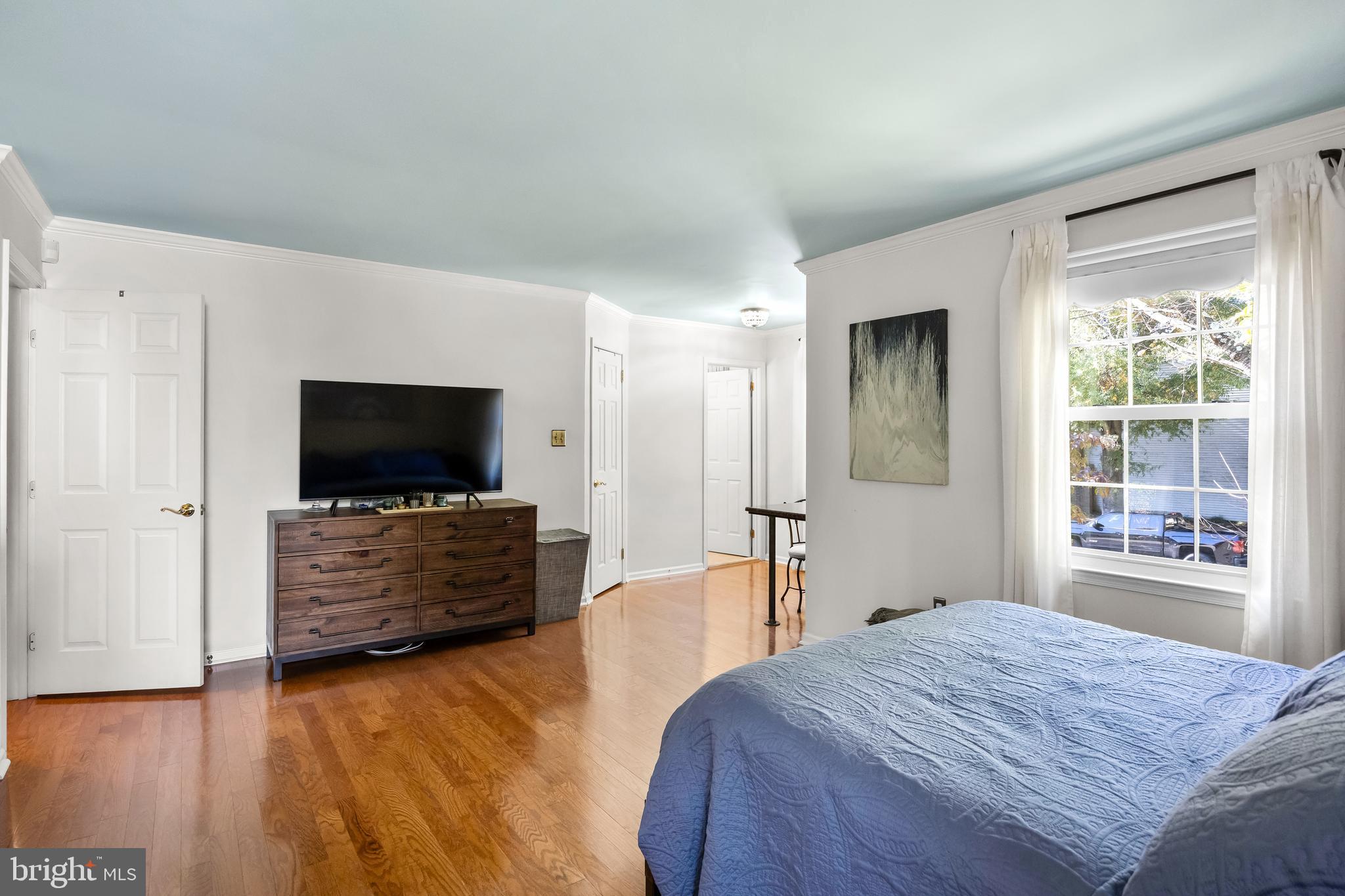 4 Whitemarsh COURT