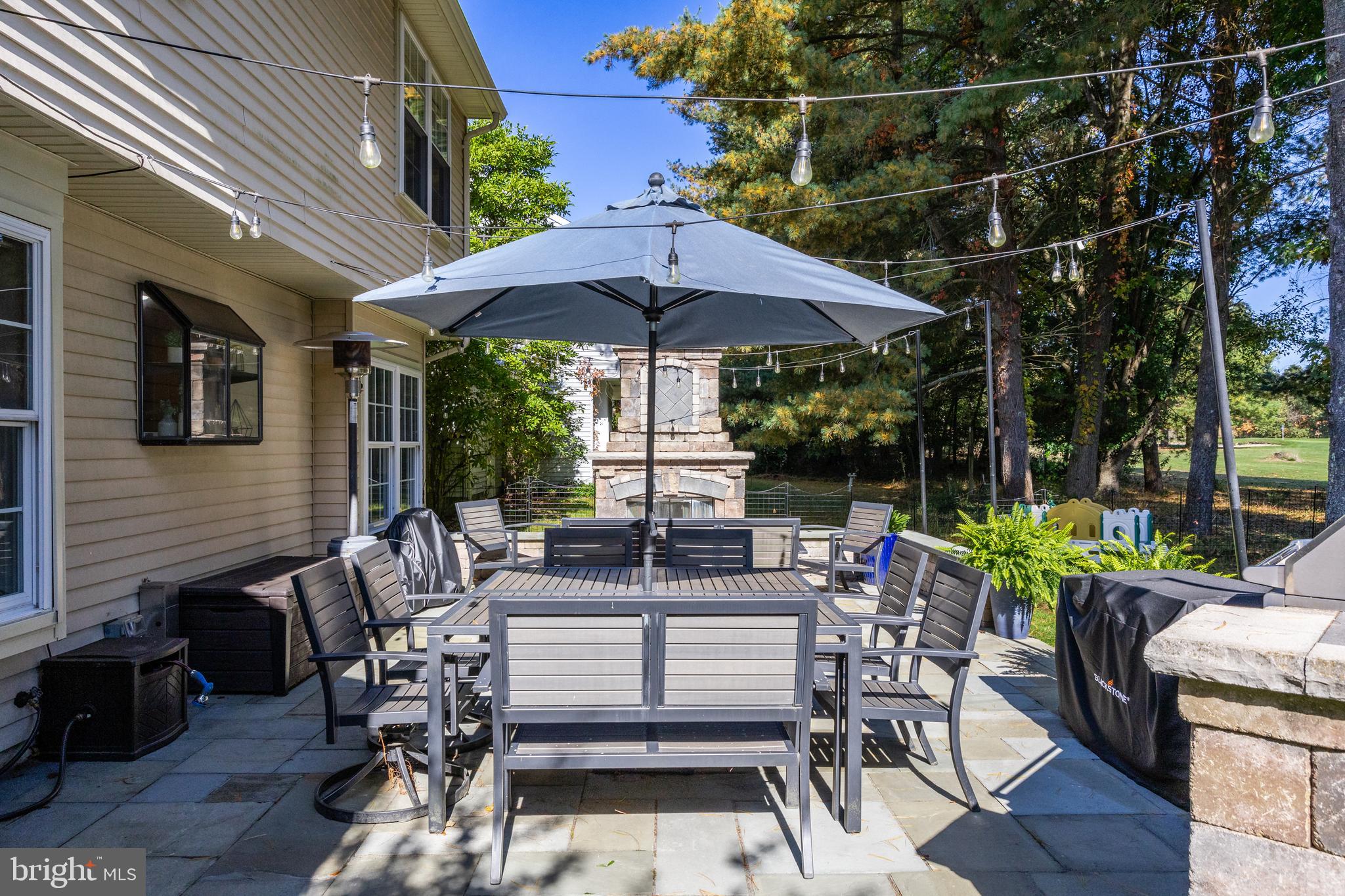 4 Whitemarsh COURT