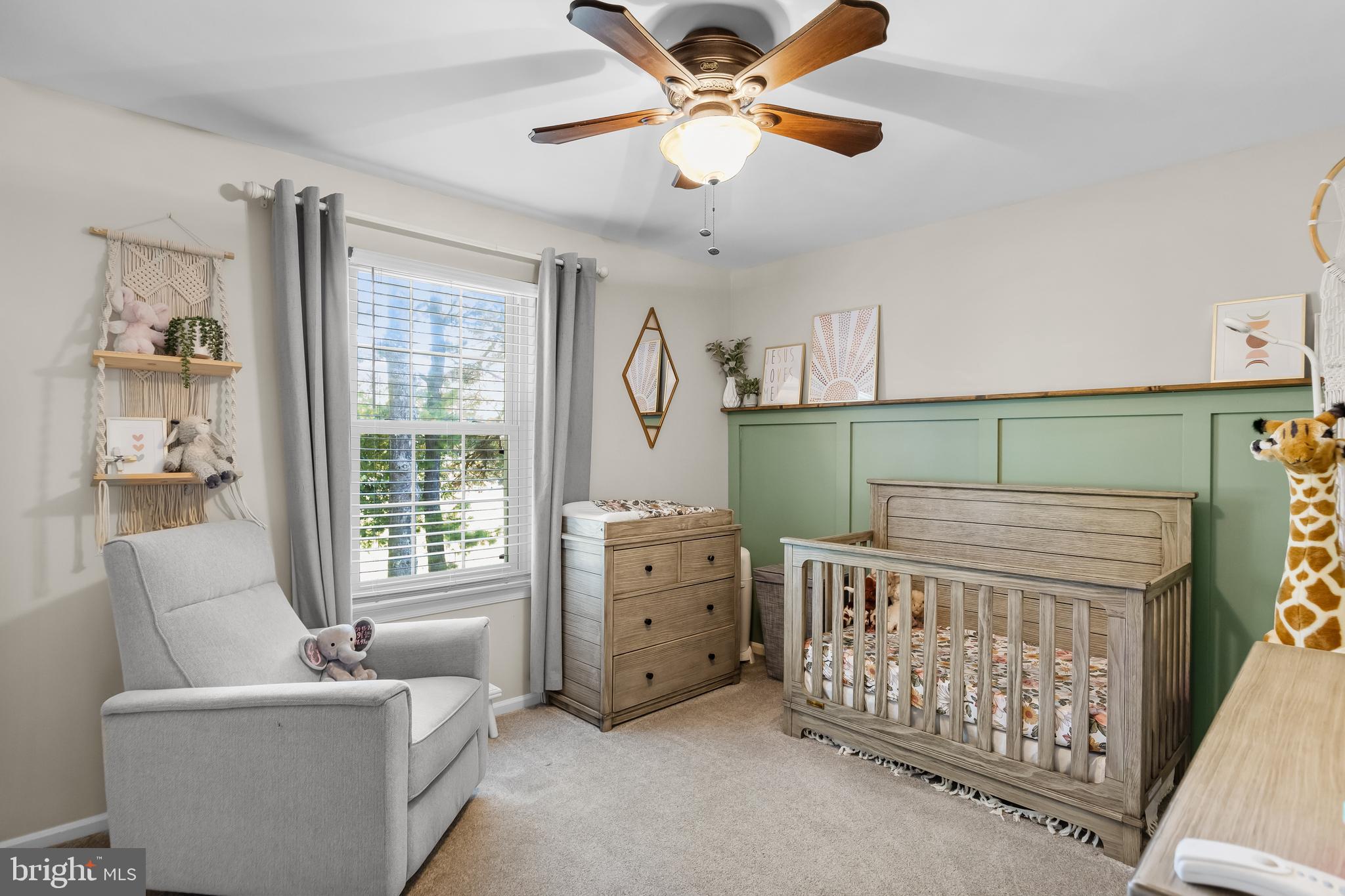 4 Whitemarsh COURT