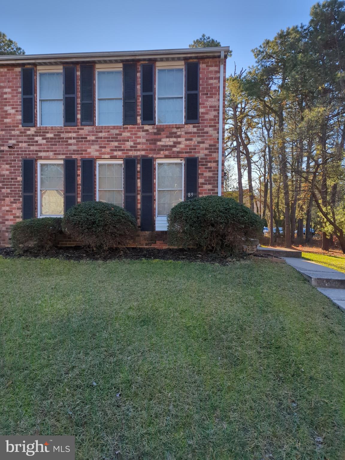 89 DORCHESTER CIRCLE