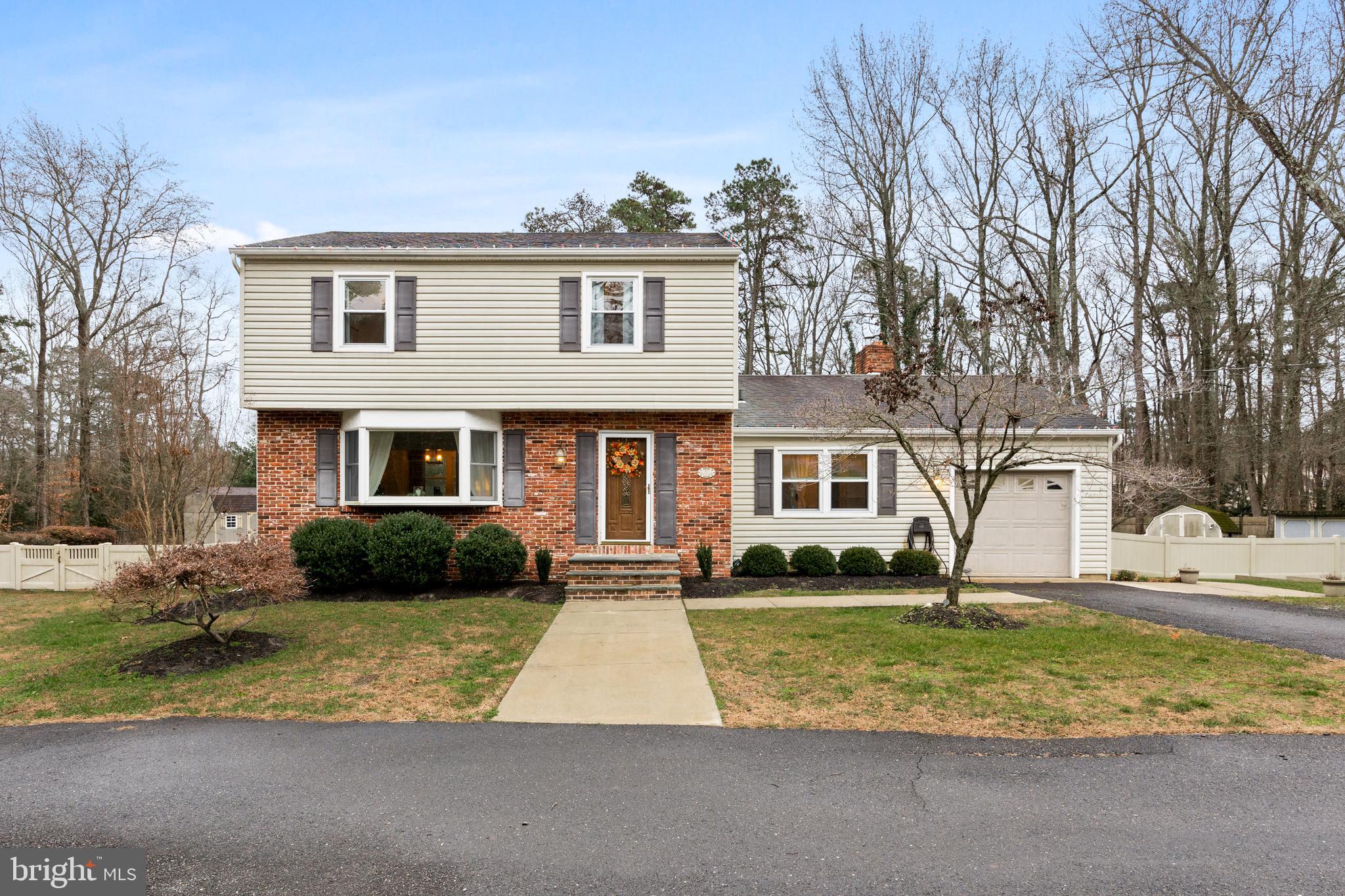 53 Taunton ROAD