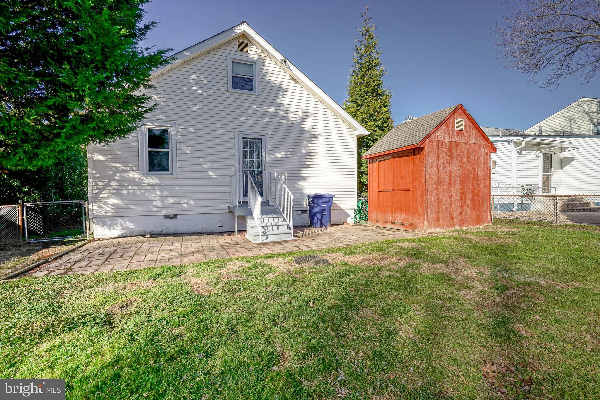 104 E WILSON AVENUE