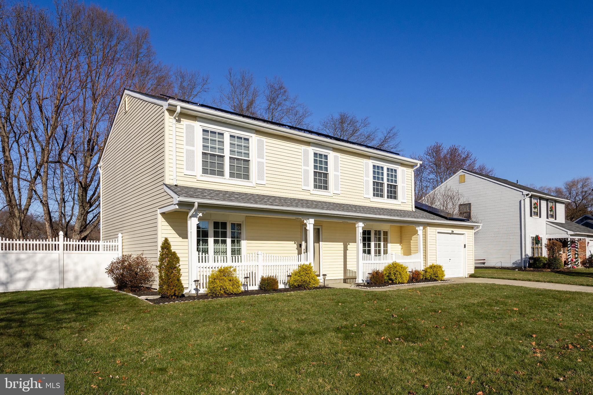 121 Fox Hill DRIVE