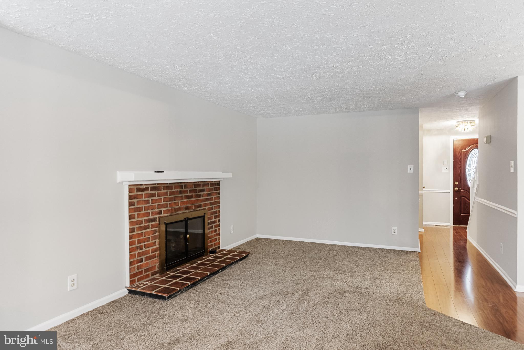 8 Jarrett COURT