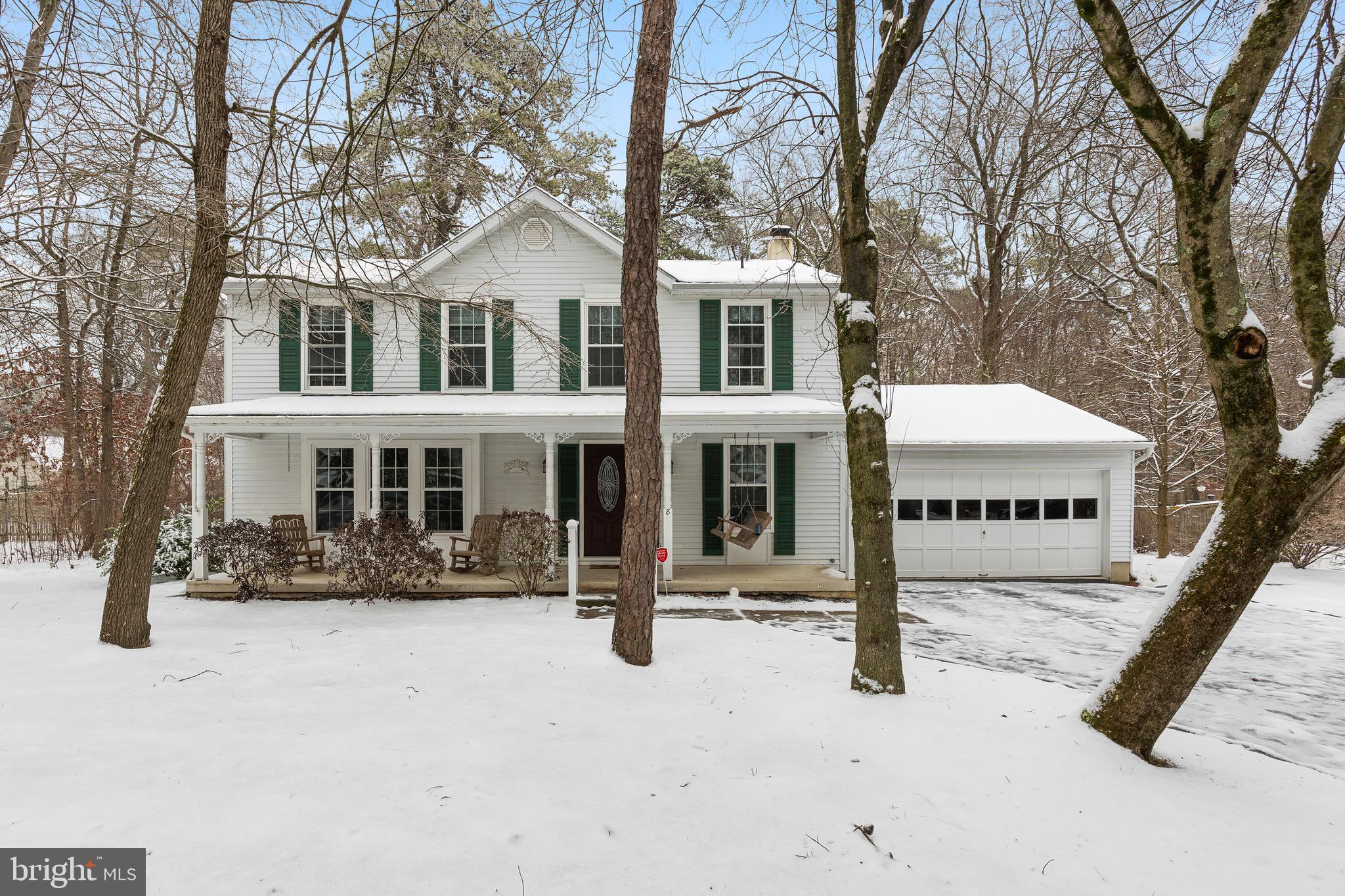 8 Jarrett COURT