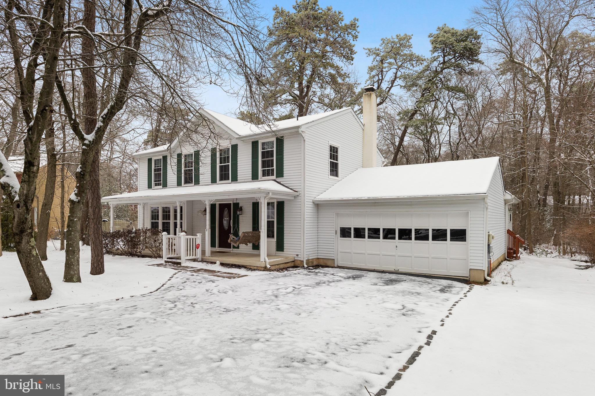 8 Jarrett COURT