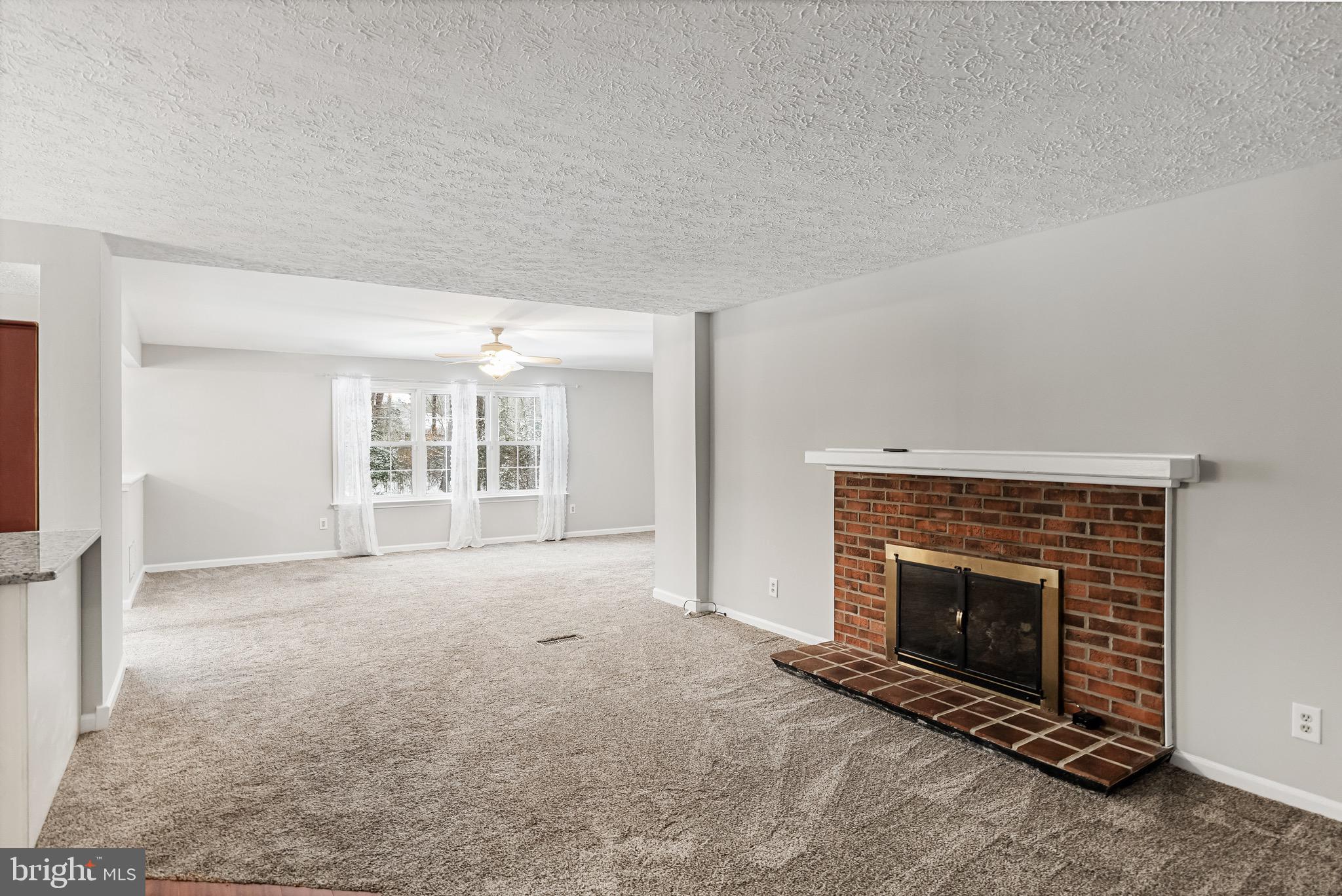 8 Jarrett COURT