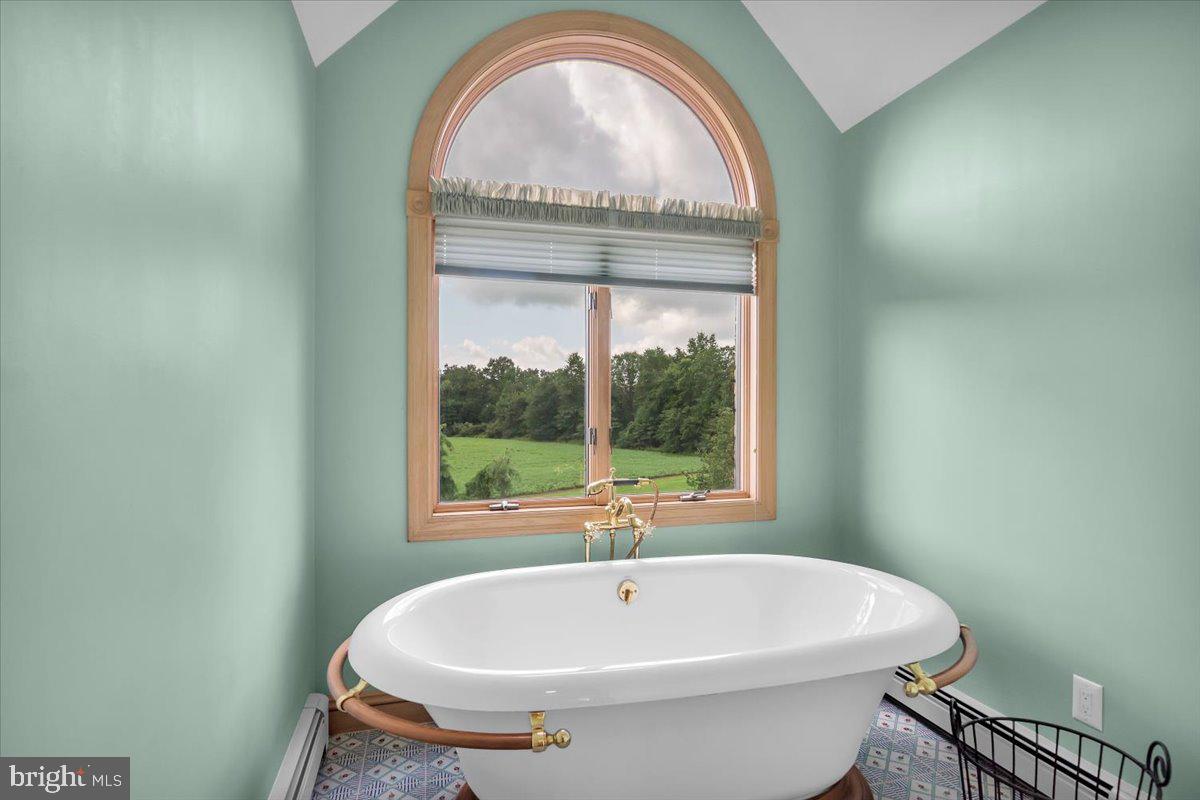 22 REEVES STATION ROAD