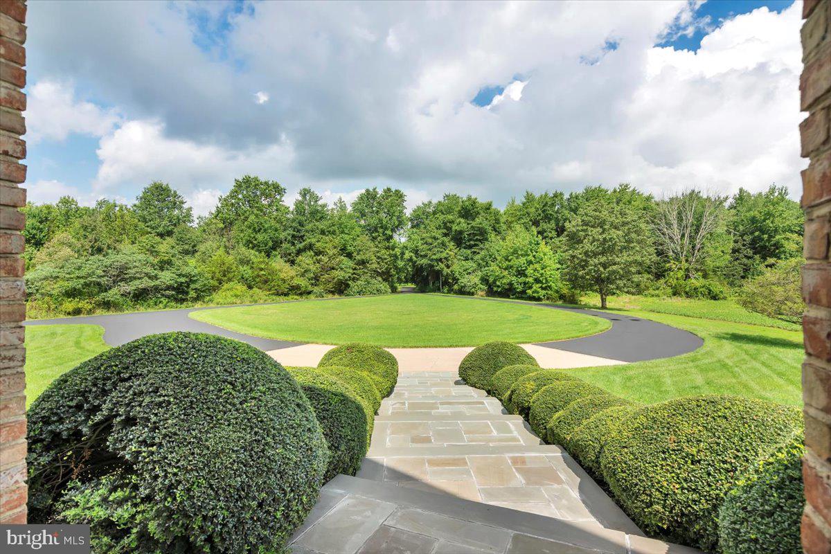 22 REEVES STATION ROAD