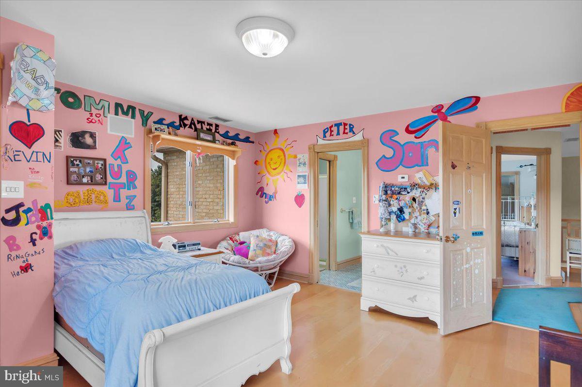 22 REEVES STATION ROAD