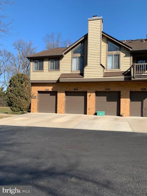 805 AUGUSTA CIRCLE