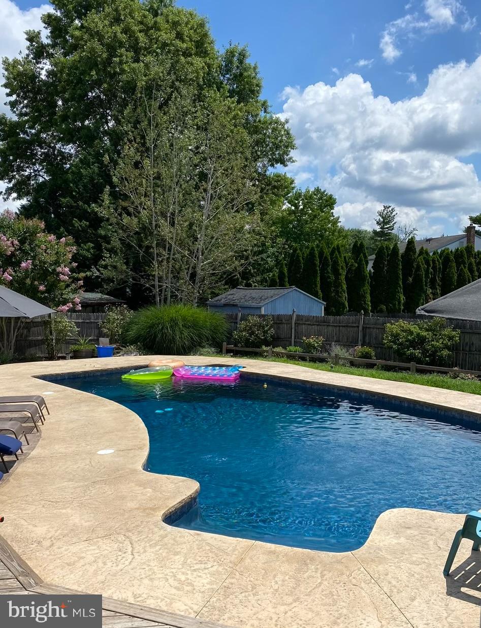 3 Willow Ridge ROAD