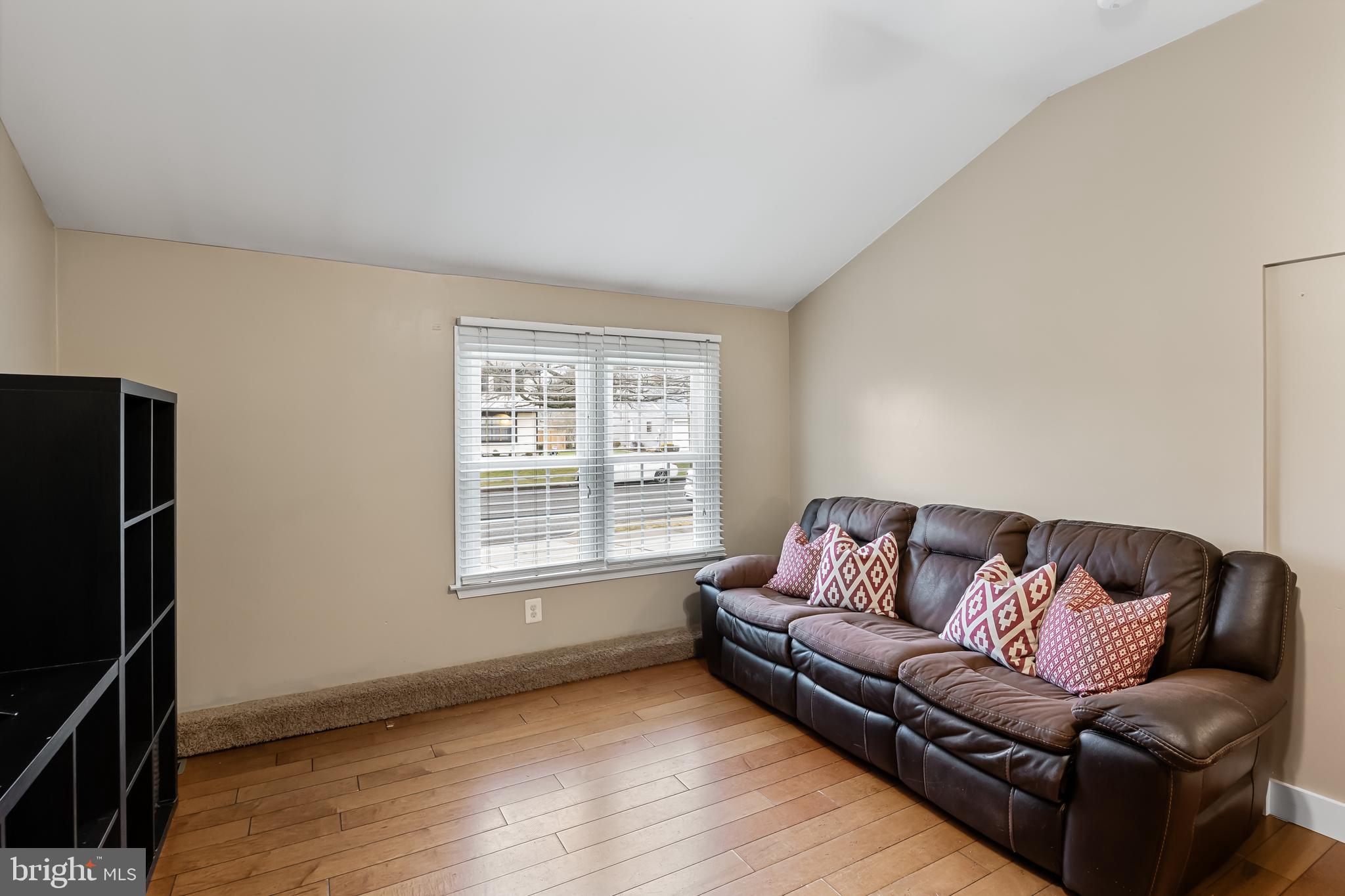 3 Willow Ridge ROAD