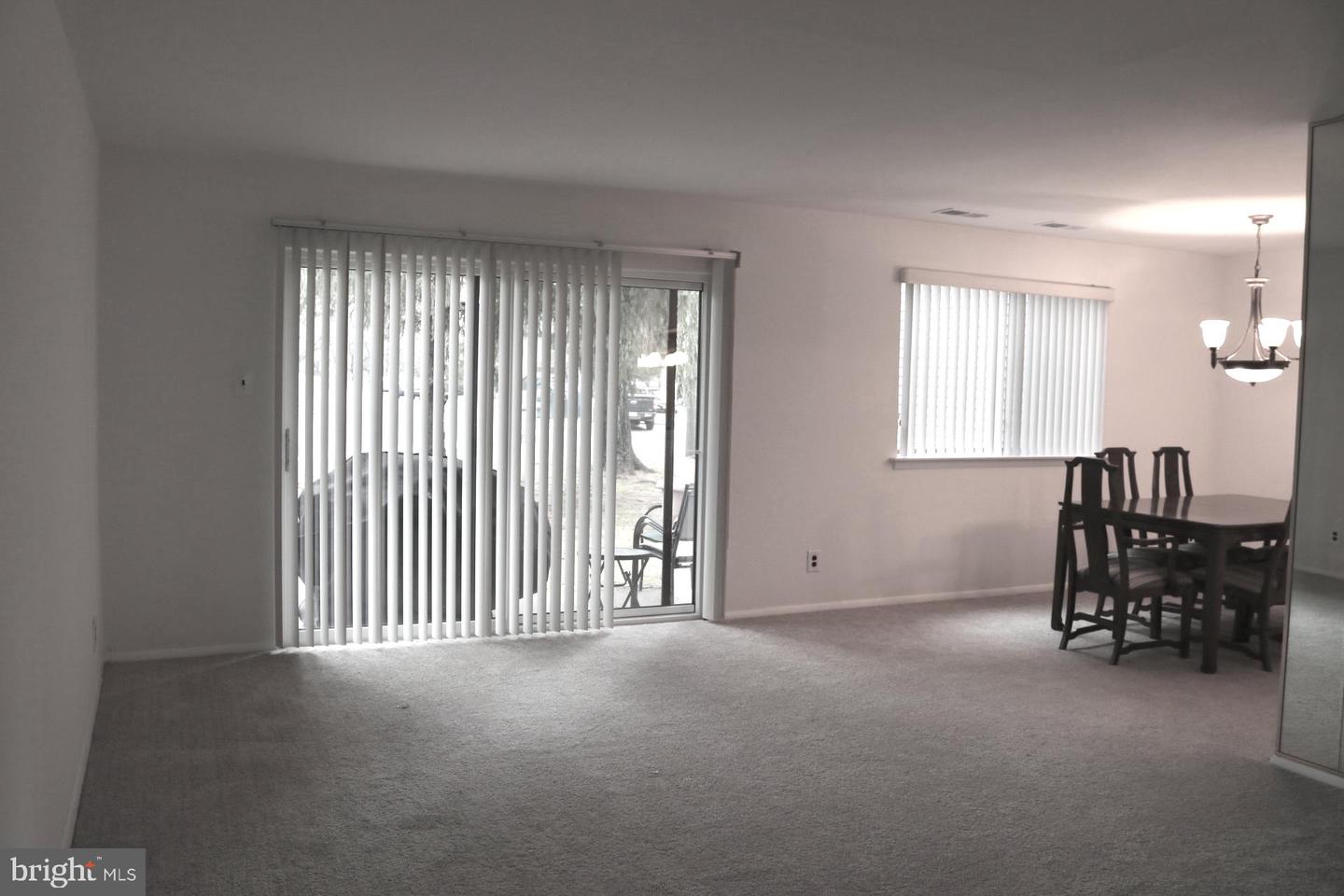 115 E Kings Highway Unit: 305
