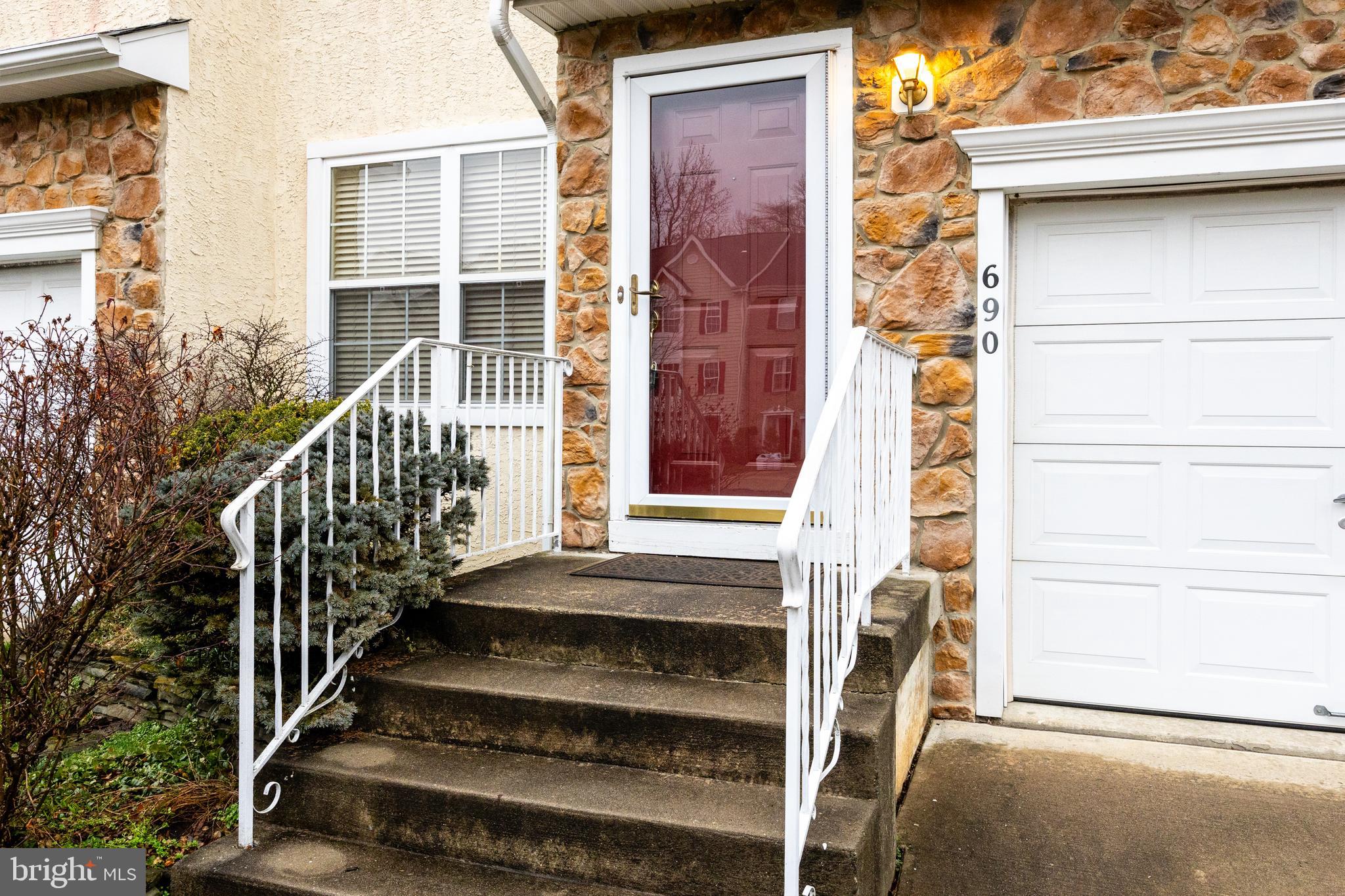 690 Barton Run Boulevard