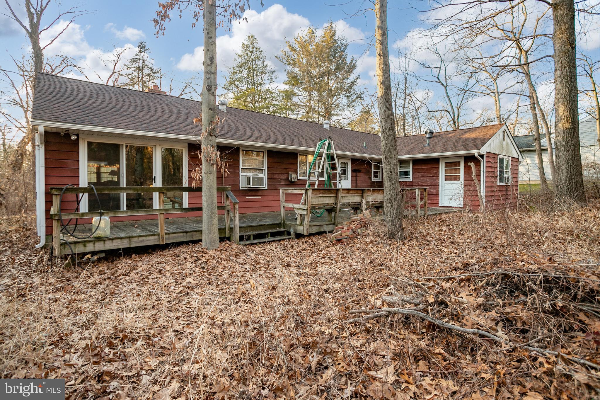 115 WOOLMANS LANE