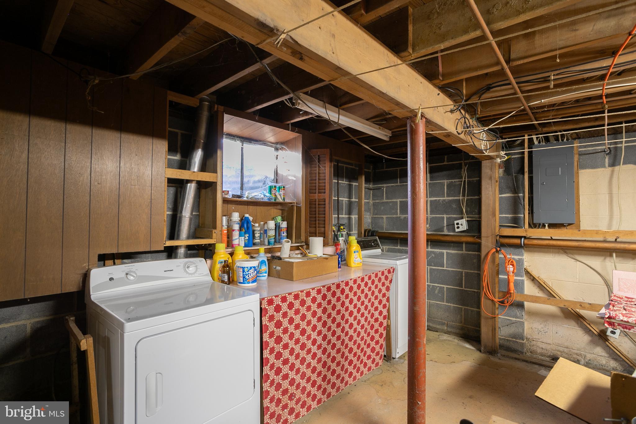 115 WOOLMANS LANE