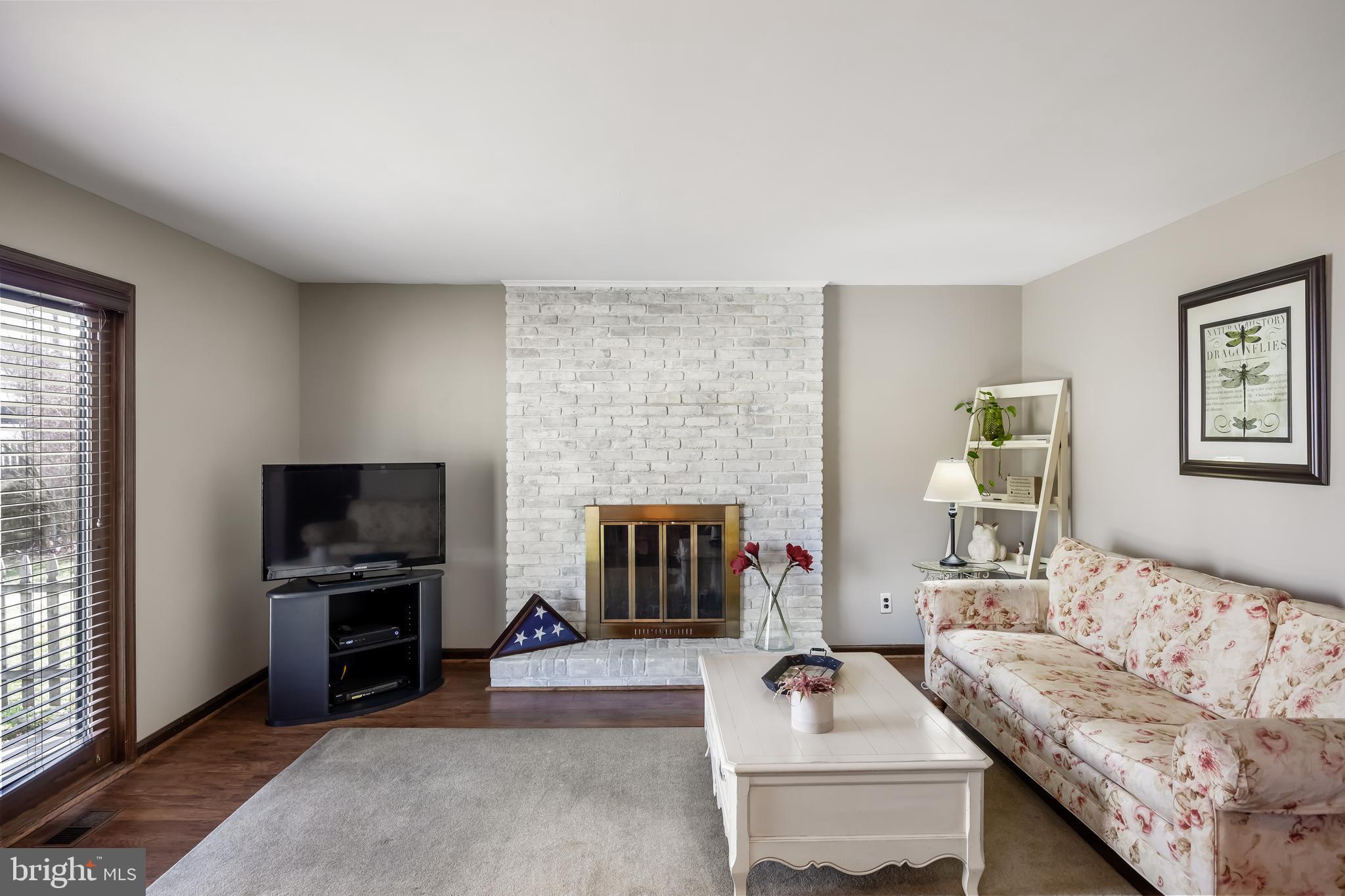 18 YORKTOWN DRIVE