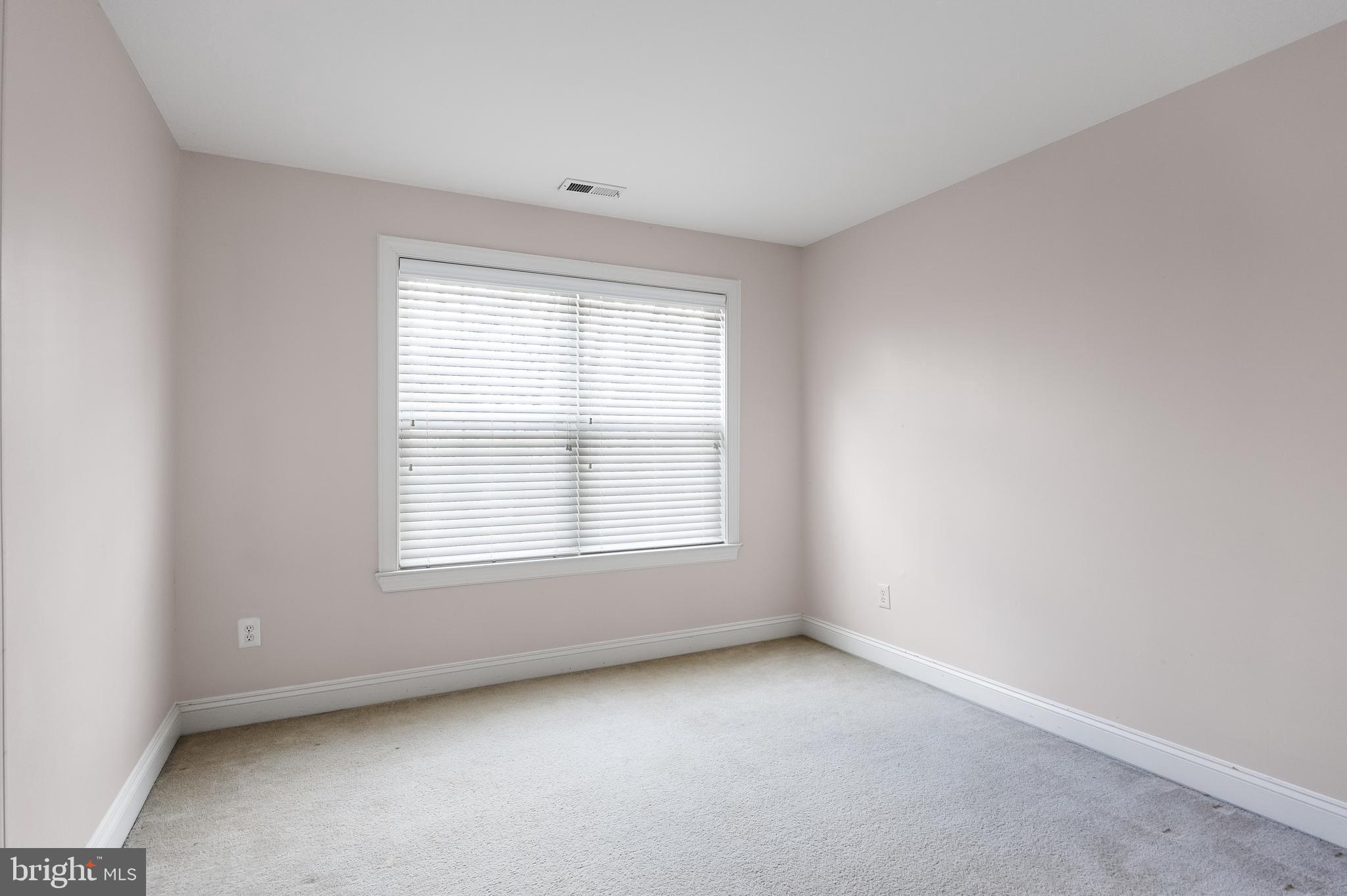 17 Crofton Chase Ct