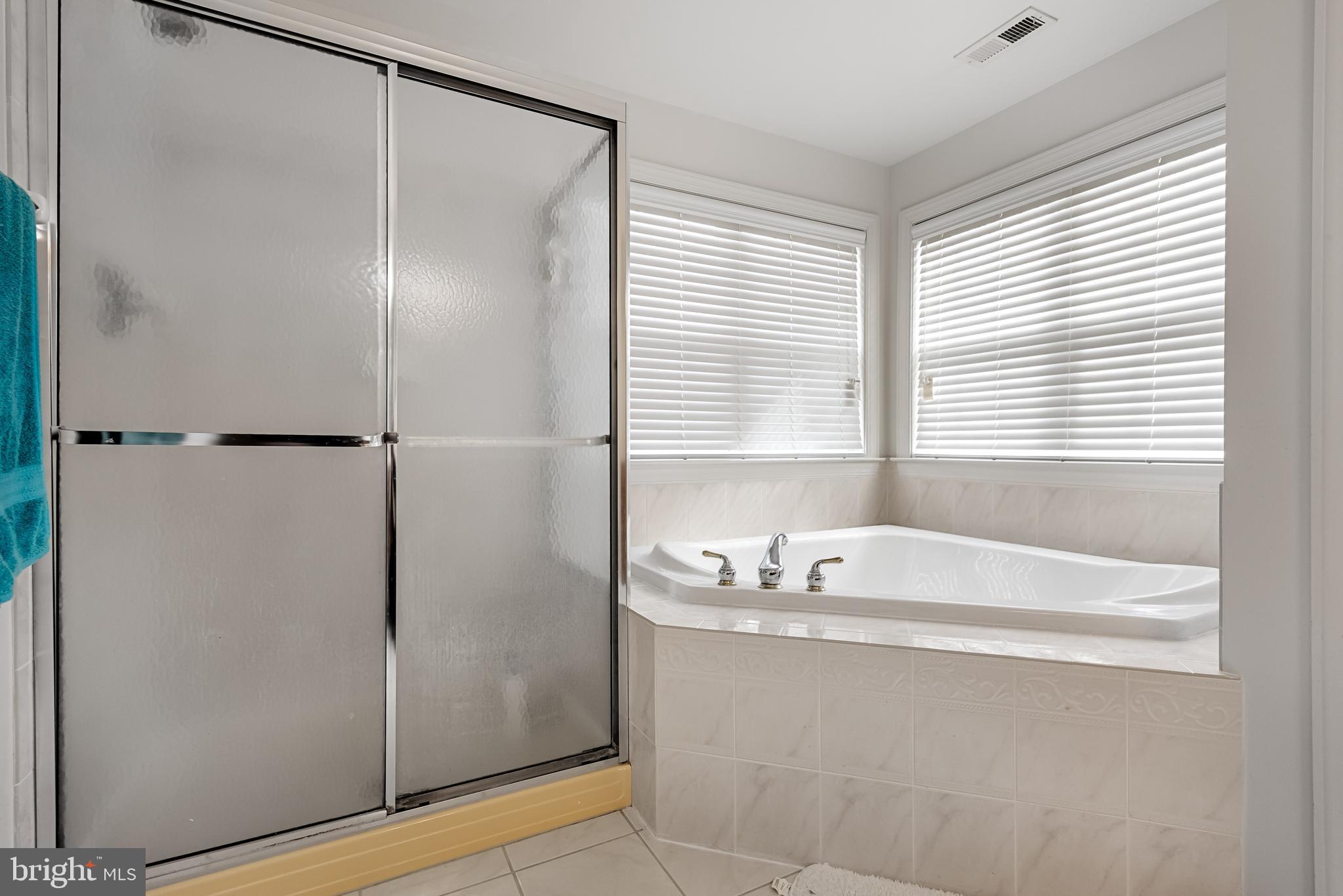 17 Crofton Chase Ct
