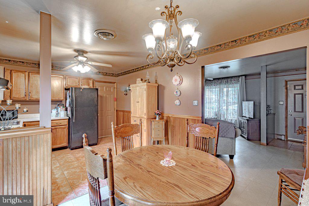 234 PHILLIPS AVENUE