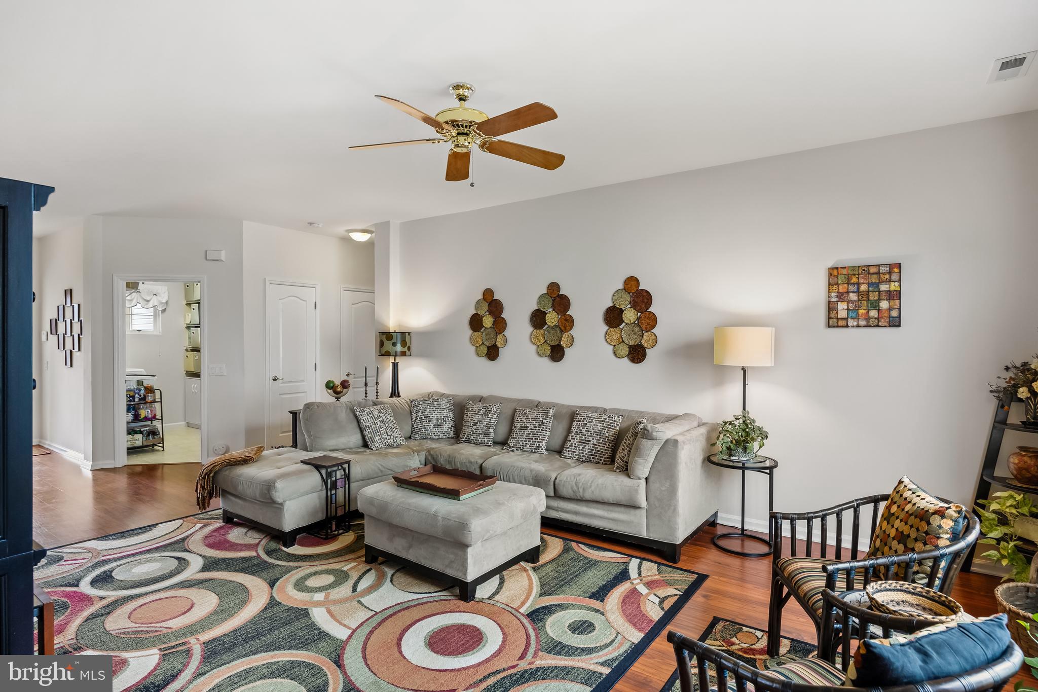 20 Tulip Ct