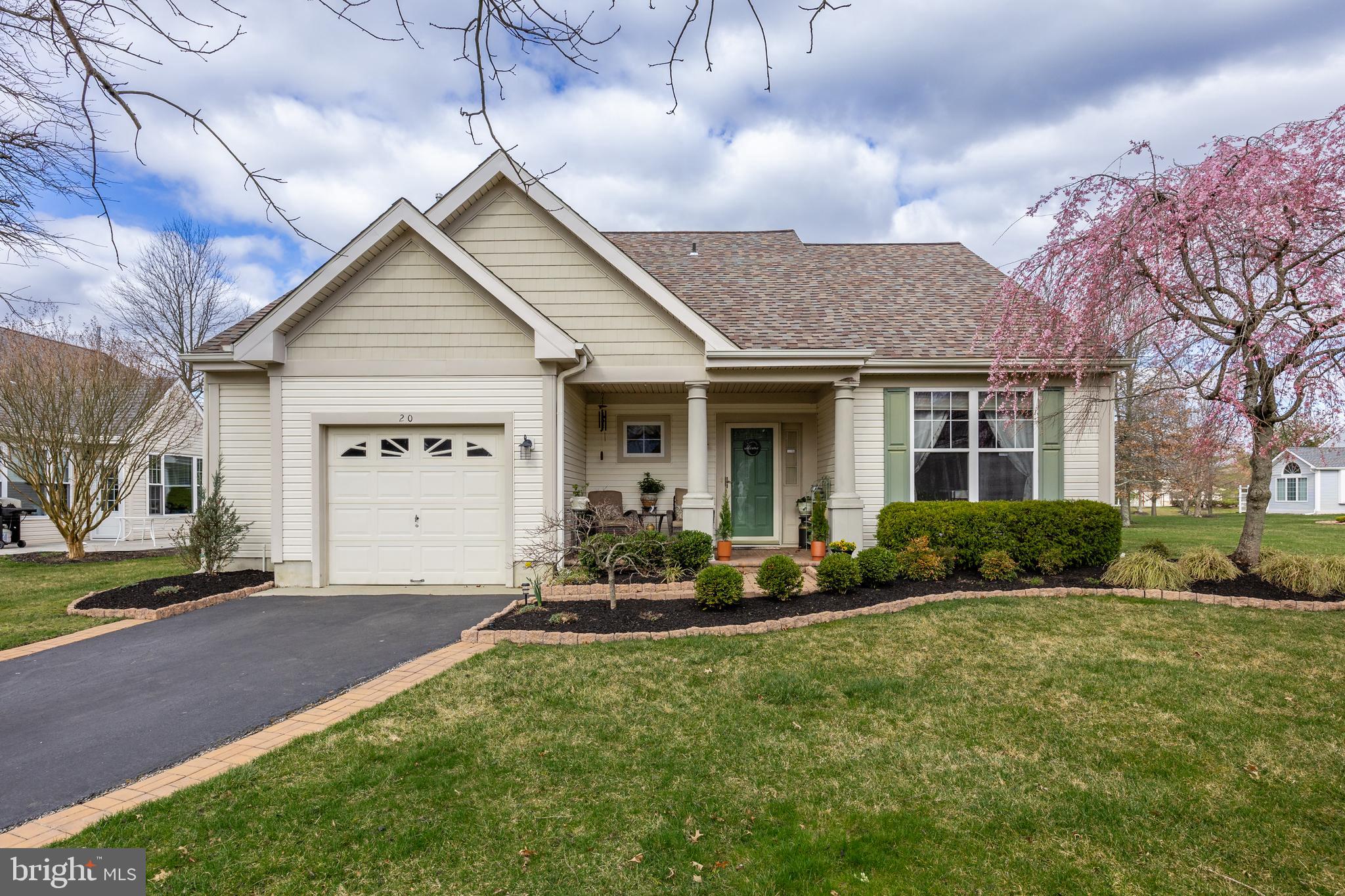 20 Tulip Ct