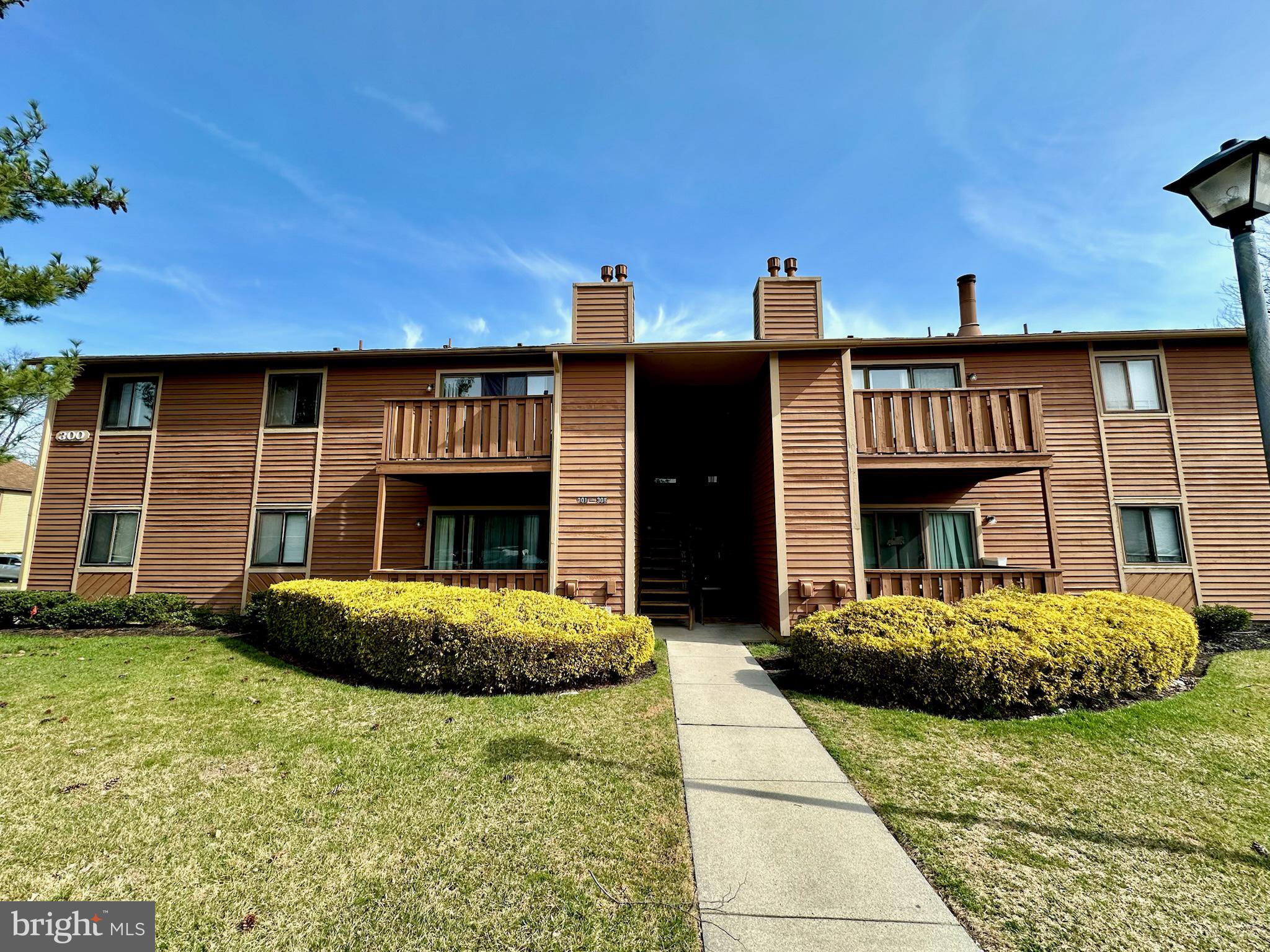 308 WOODHOLLOW DRIVE