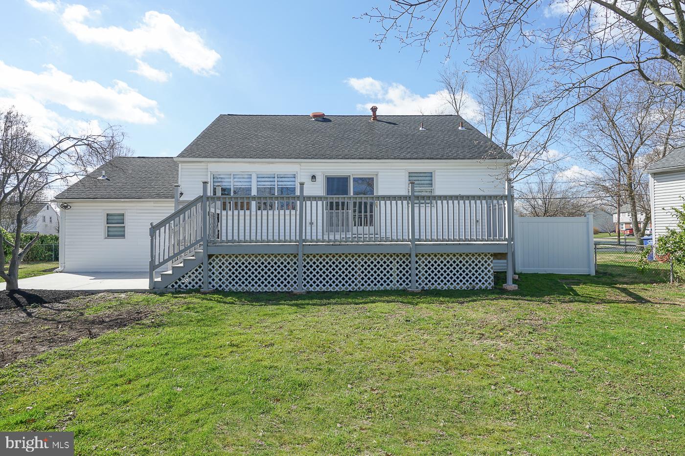 5 MARLBOROUGH AVENUE