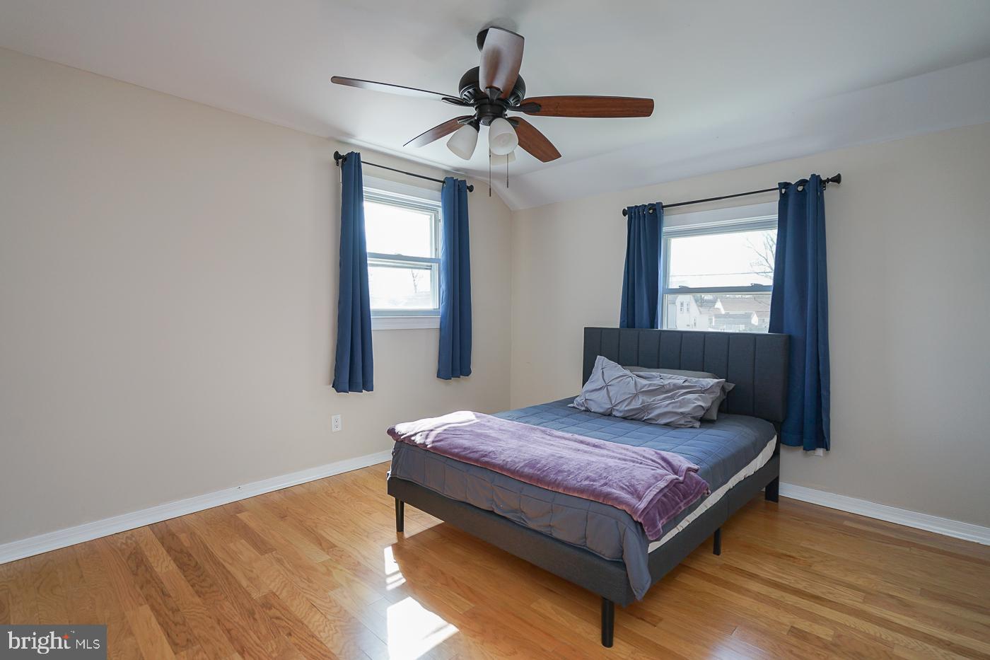 5 MARLBOROUGH AVENUE