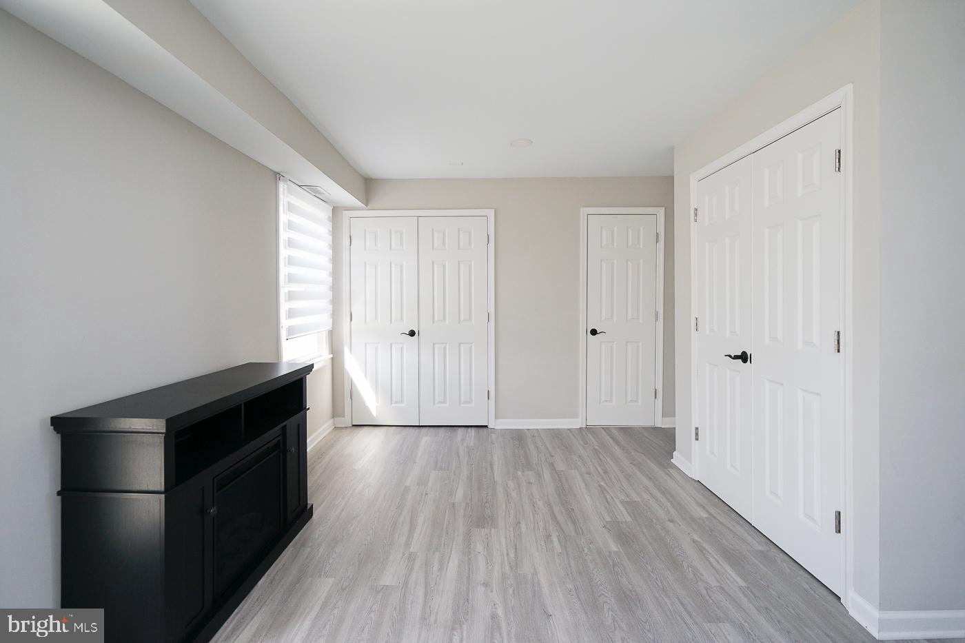 5 MARLBOROUGH AVENUE