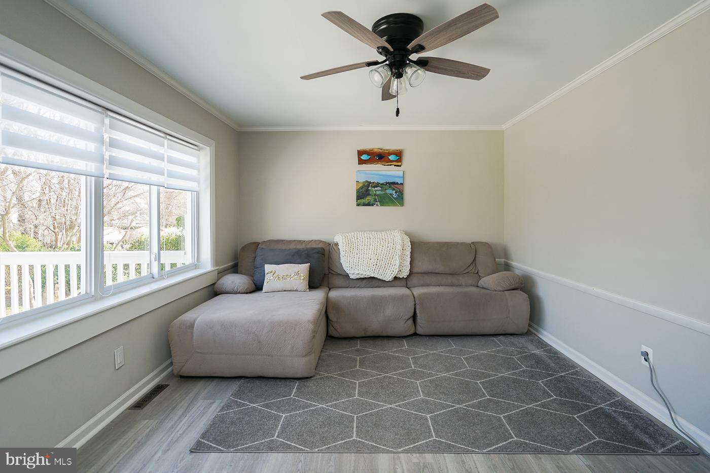 5 MARLBOROUGH AVENUE