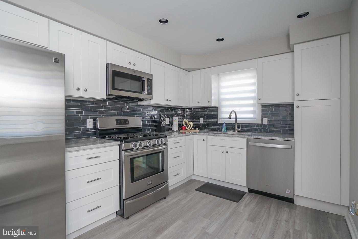 5 MARLBOROUGH AVENUE