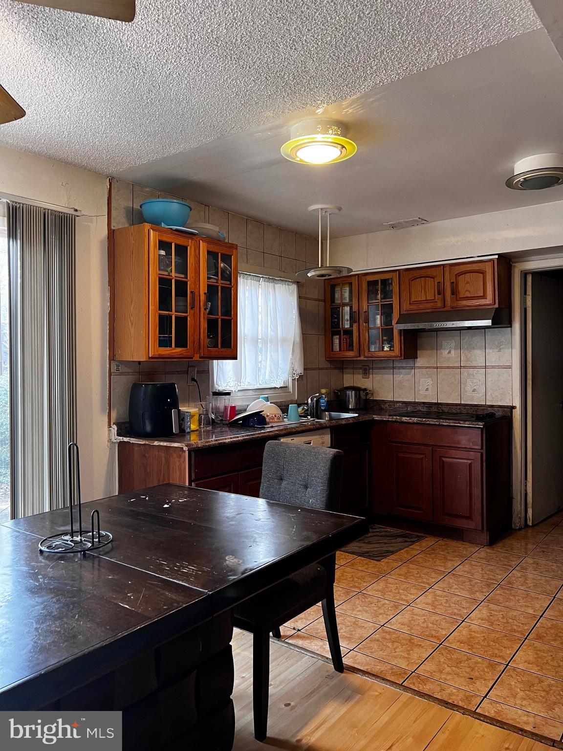 57 Elsin Ln