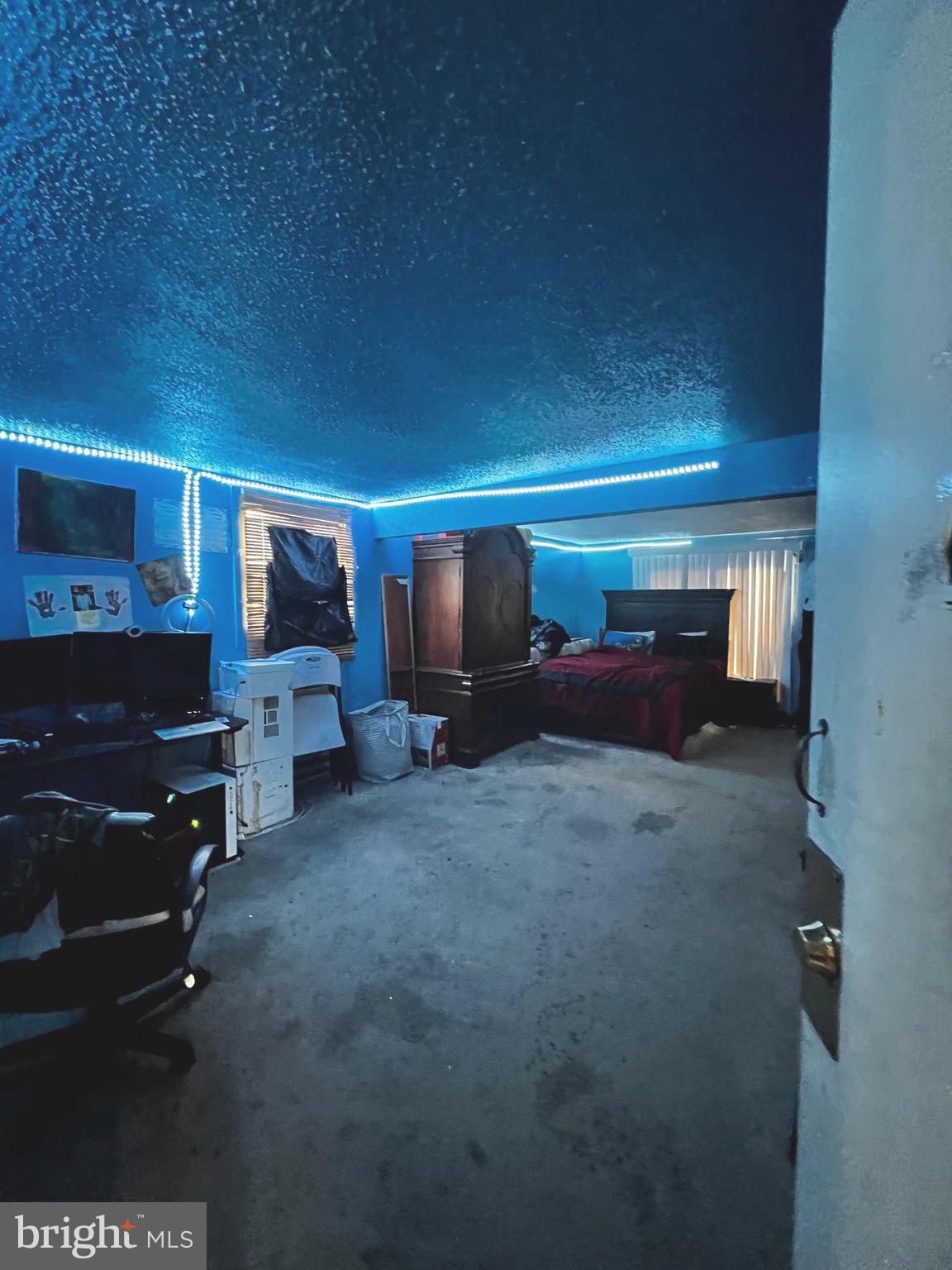 57 Elsin Ln