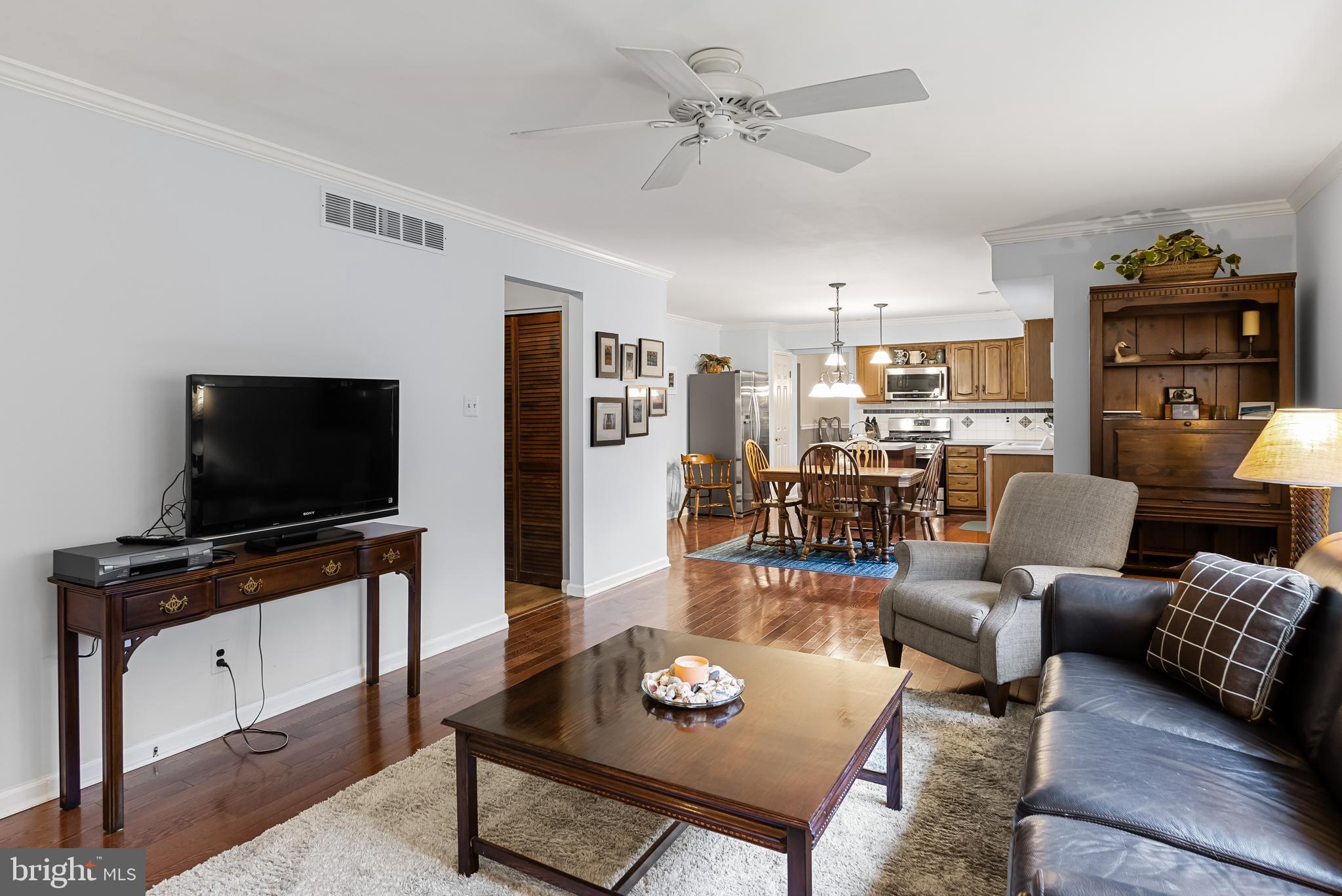 20 Essex Ct