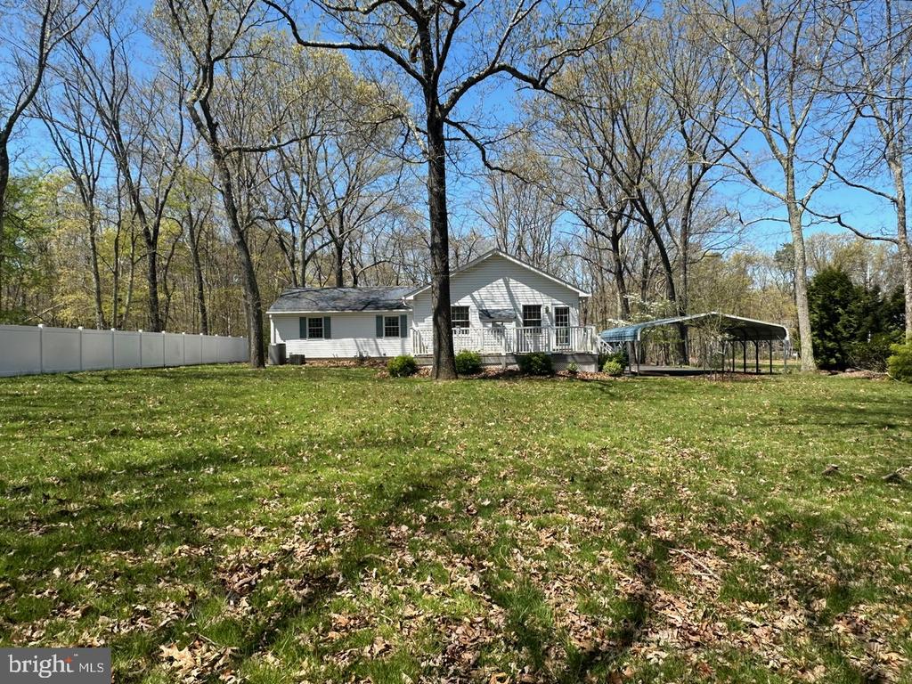 18 Summit Dr