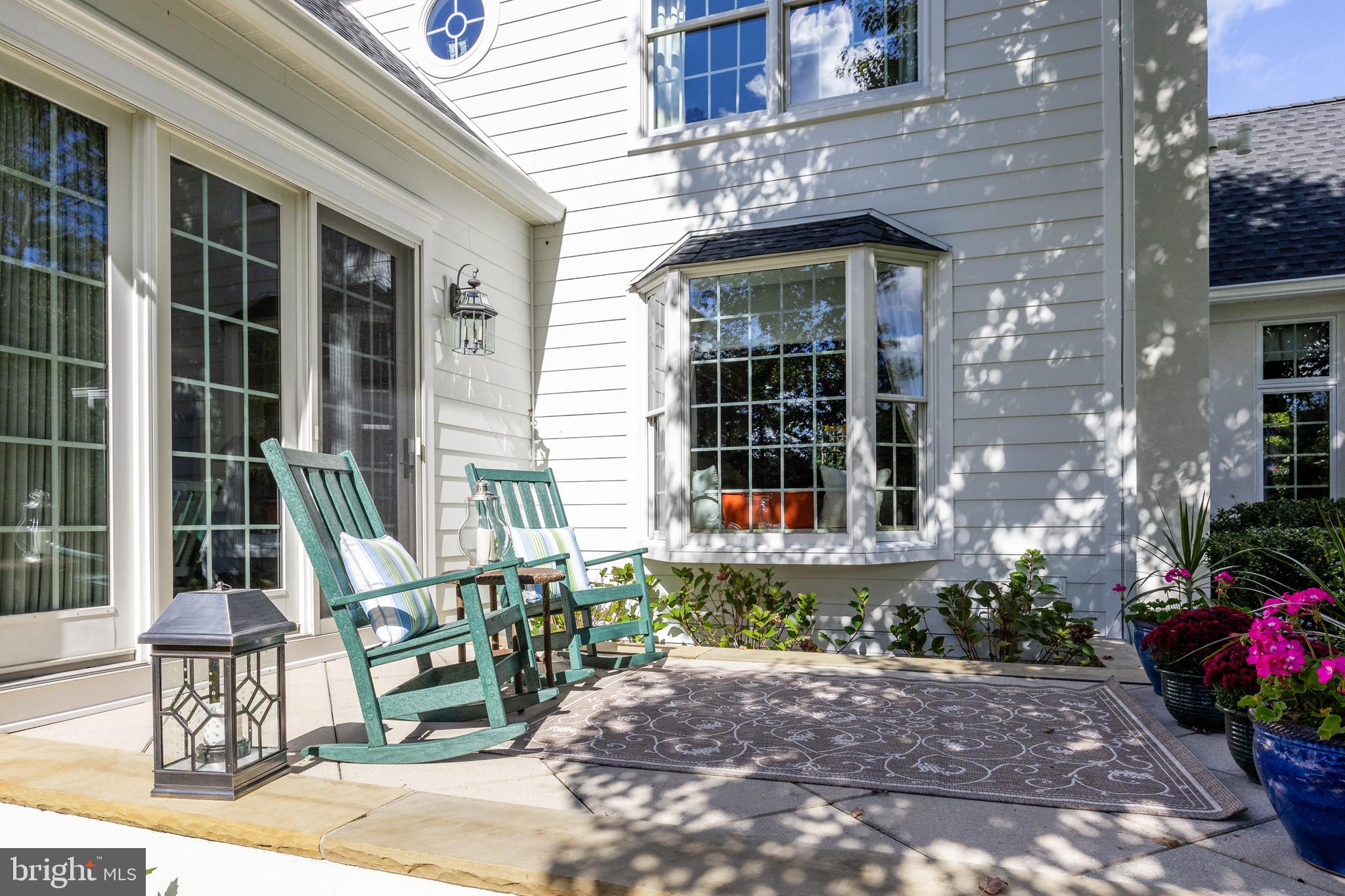 11 Milford Dr