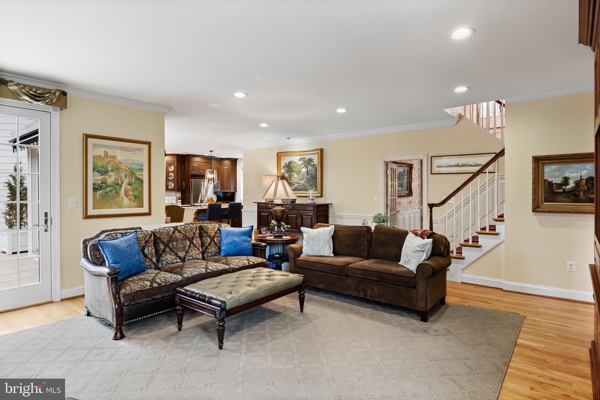 11 Milford Dr