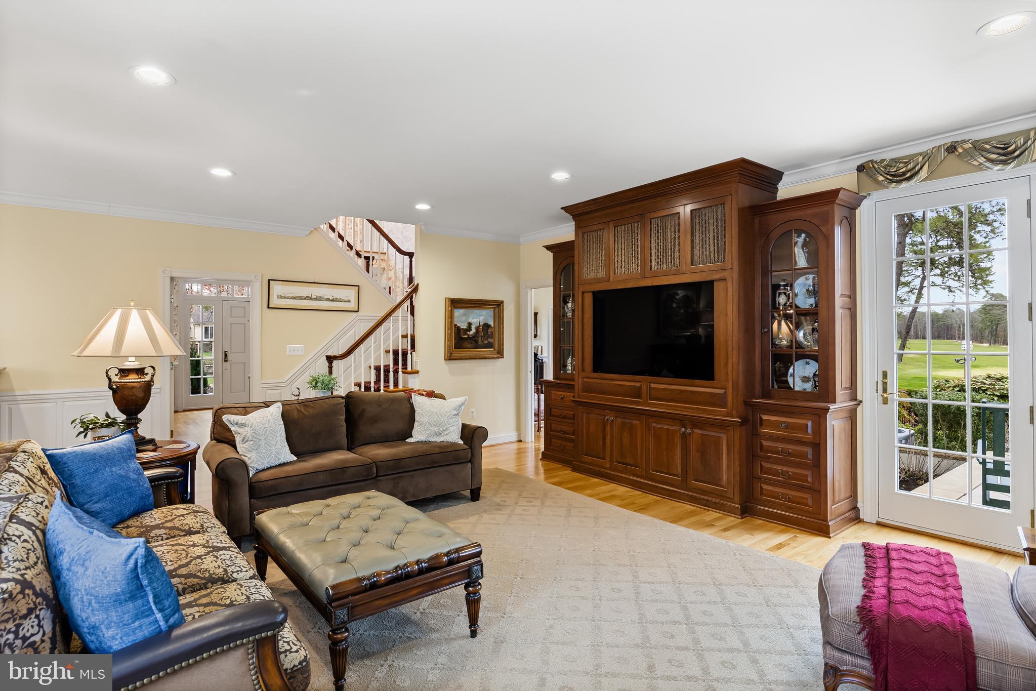 11 Milford Dr