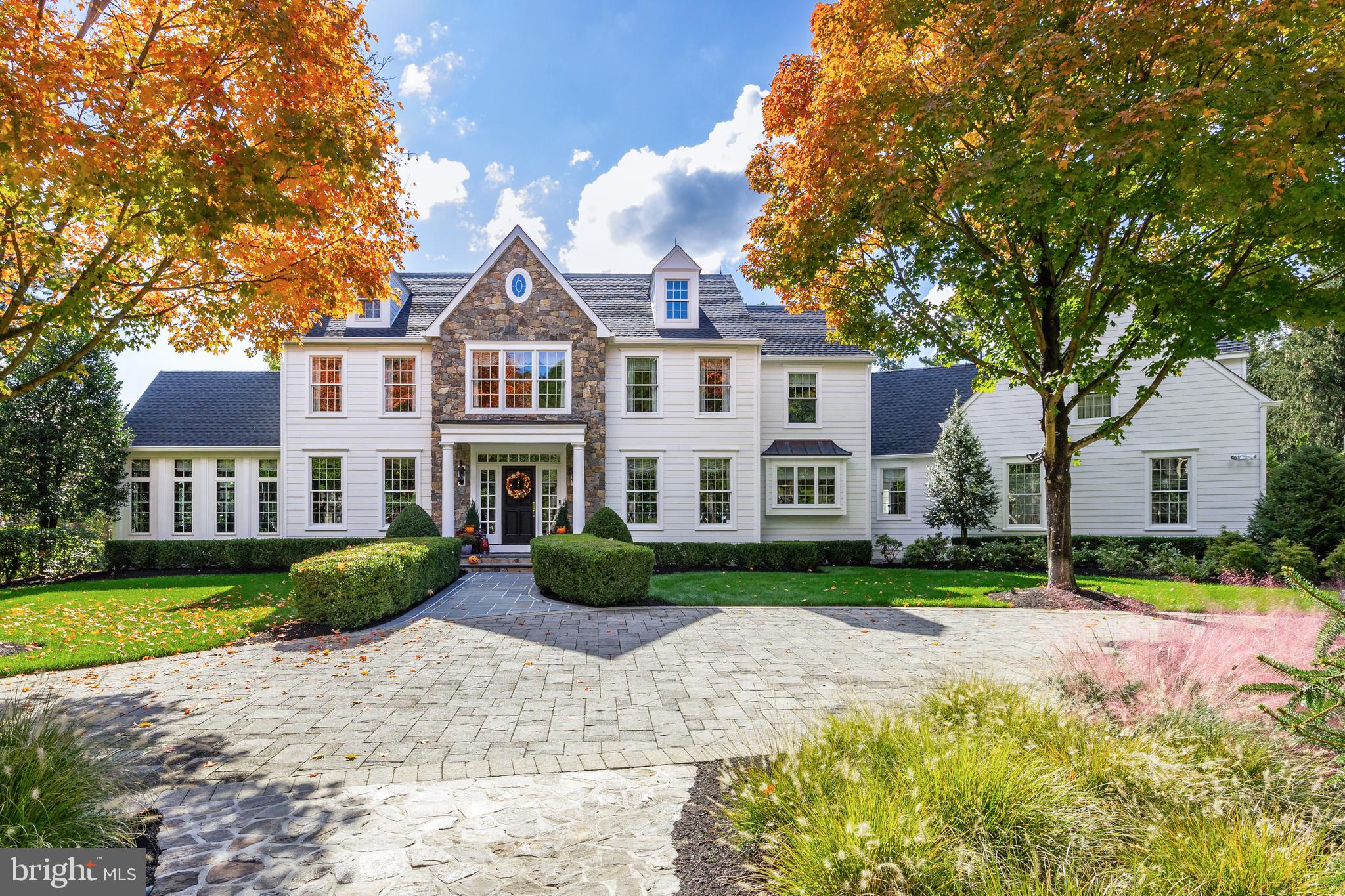 11 Milford Dr